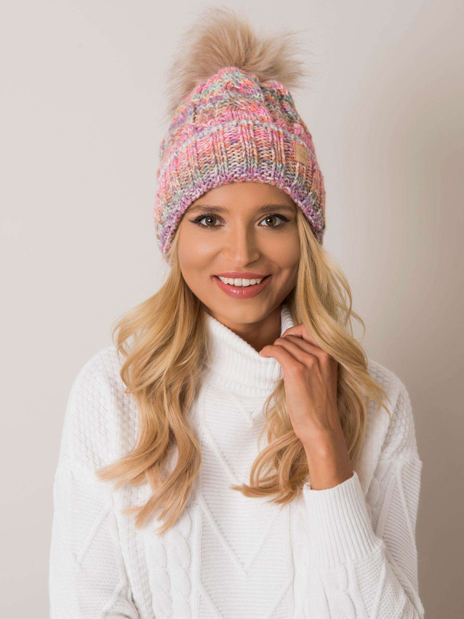 Dámska farebná čiapka s brmbolcom -JK-CZ-2.67-multicolor Veľkosť: ONE SIZE