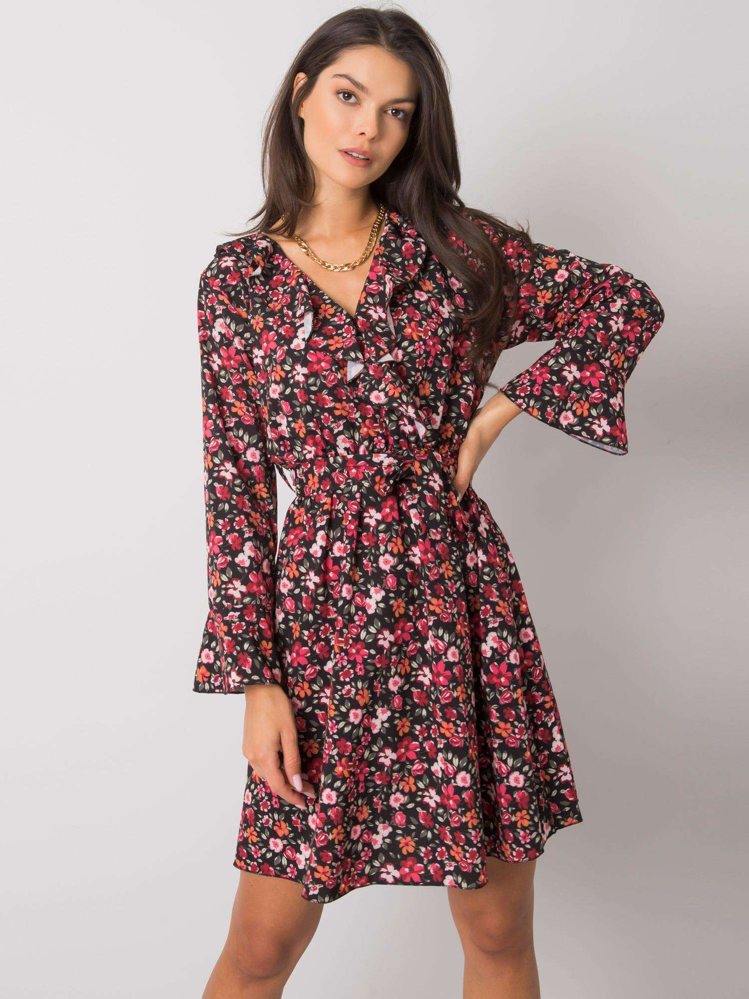 Čierno-červené kvetované šaty -DHJ-SK-13891A.71P-black-red Veľkosť: ONE SIZE