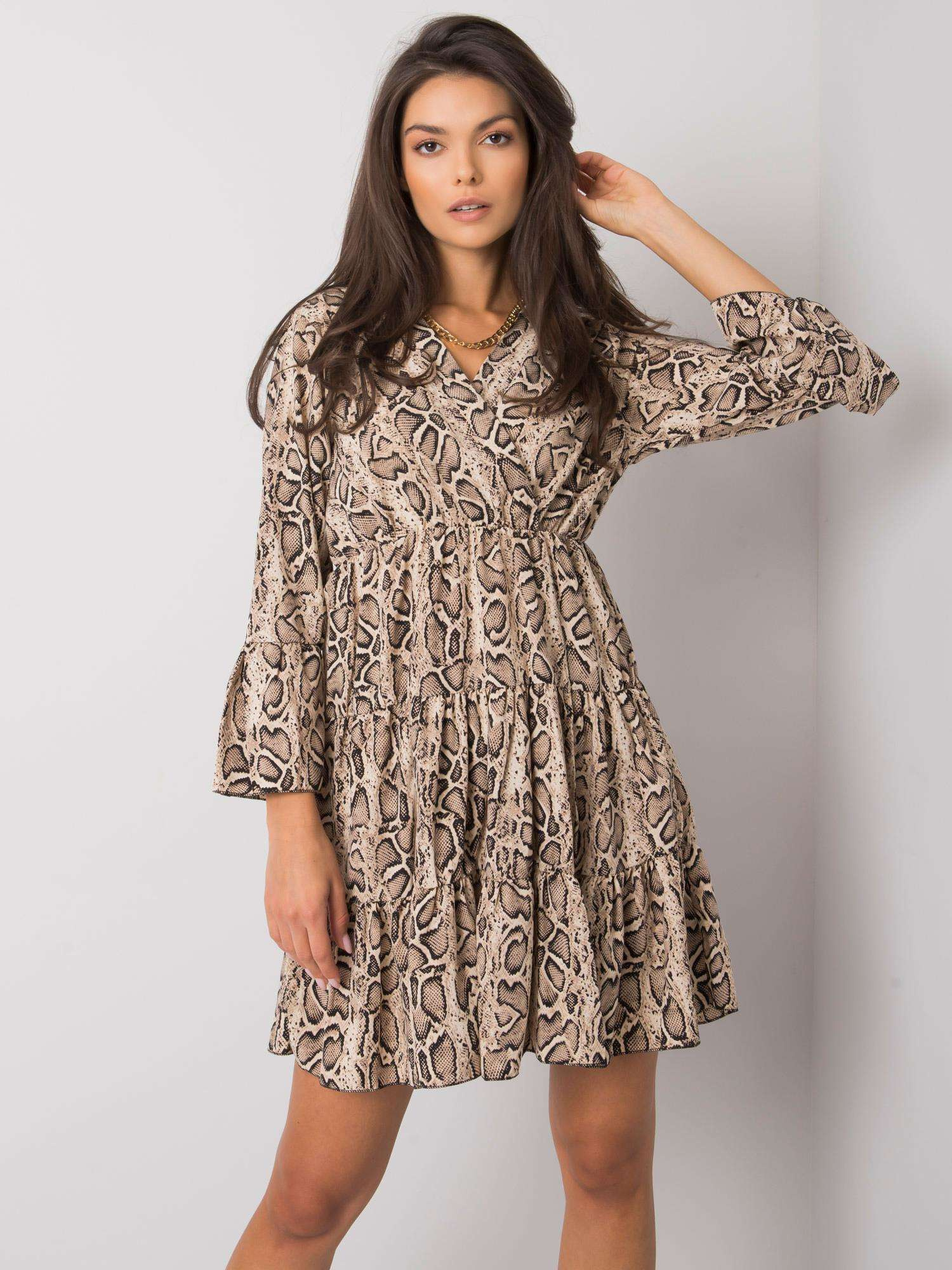 Béžovo-čierne šaty s imitáciou hadej kože -DHJ-SK-8777B-1.11P-beige Veľkosť: ONE SIZE