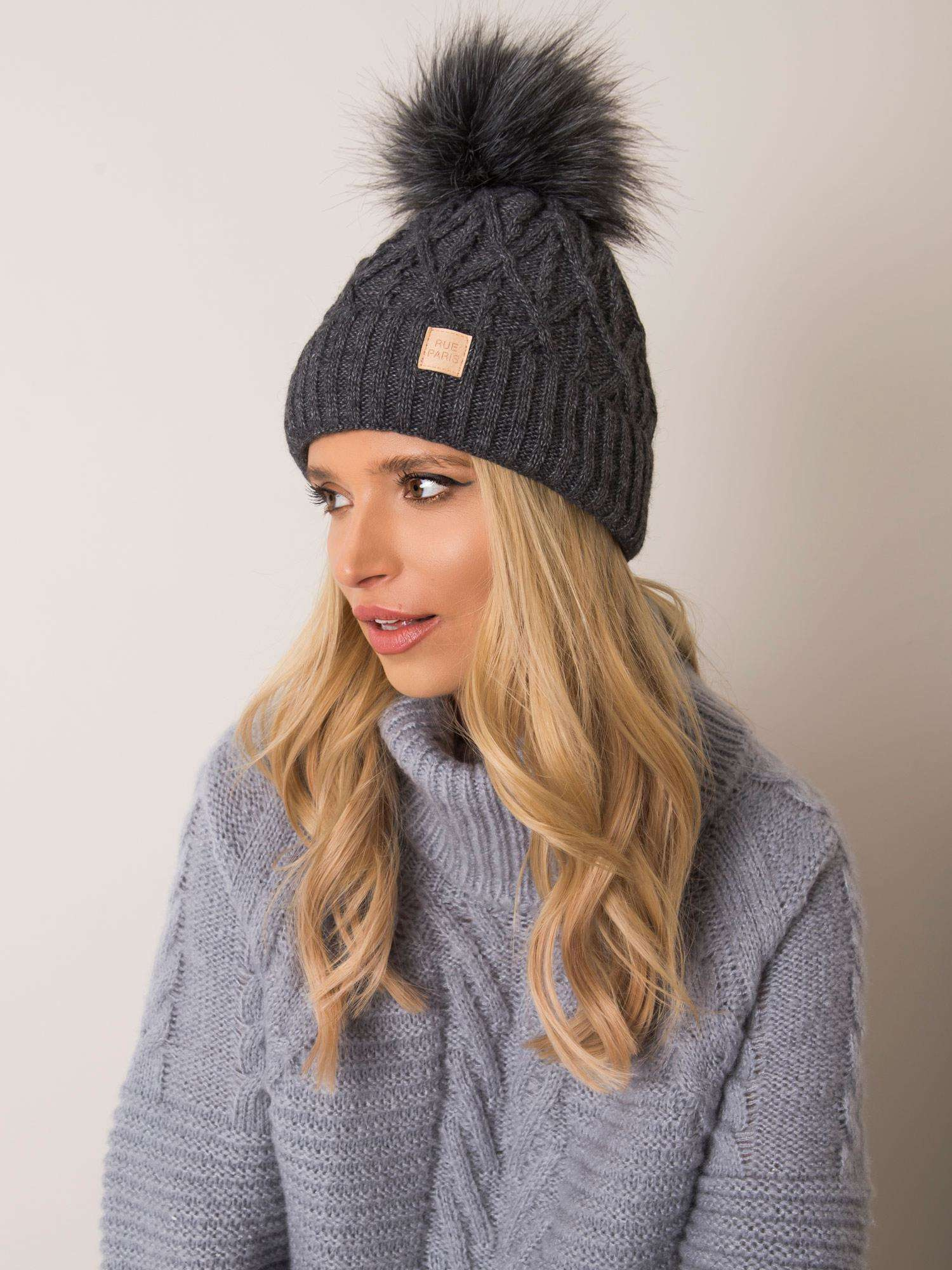 Šedá dámska čiapka s brmbolcom JK-CZ-9.74-gray Veľkosť: ONE SIZE