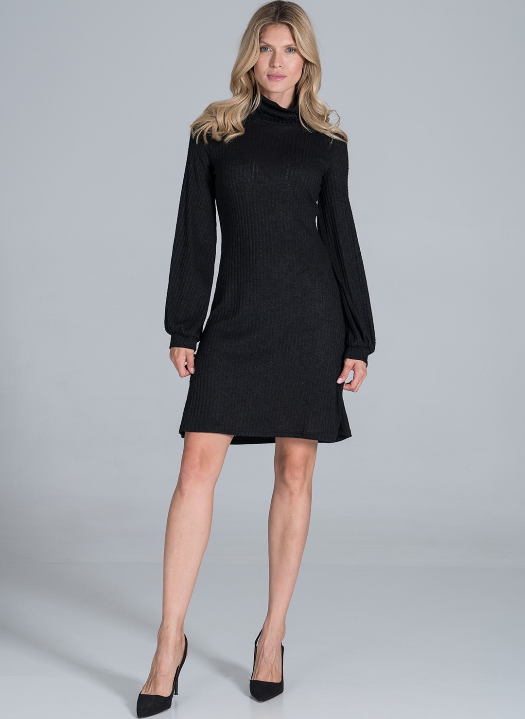 Čierne šaty s dlhými rukávmi M831 Black Veľkosť: M