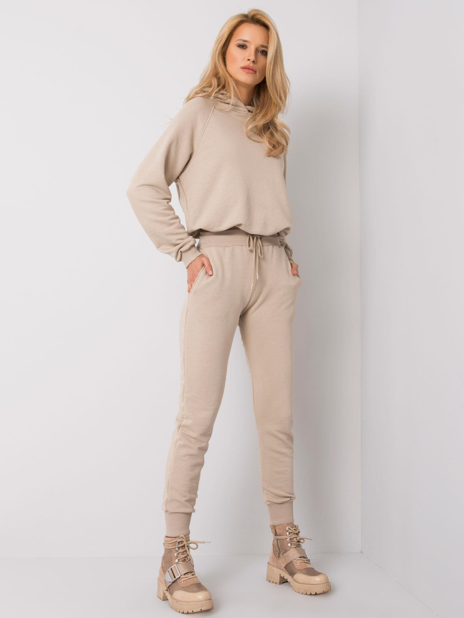 Béžová dámska súprava nohavíc a mikiny RV-KMPL-5757.94-beige Veľkosť: L