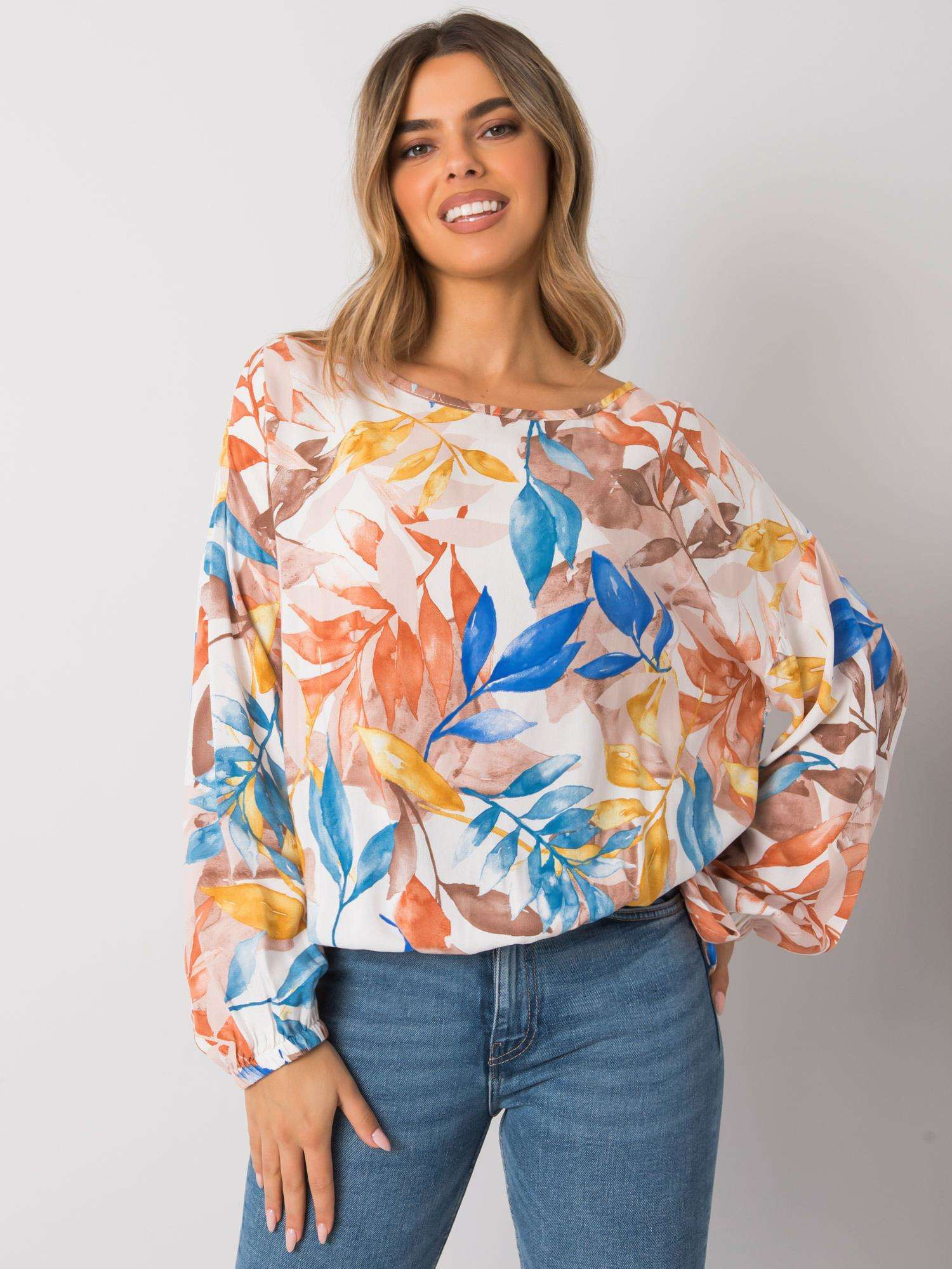 Béžové dámske tričko s potlačou kvetín EM-BZ-001N-2.31P-beige Veľkosť: ONE SIZE