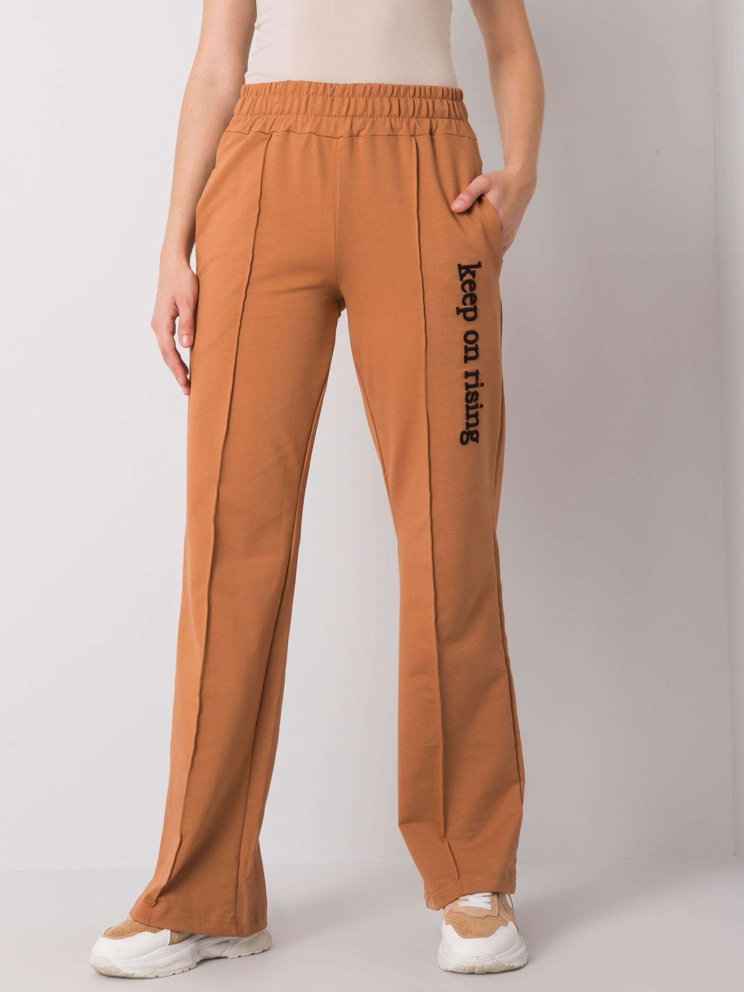 Hnedé dámske športové nohavice FA-DR-6995.31X-brown Veľkosť: S/M