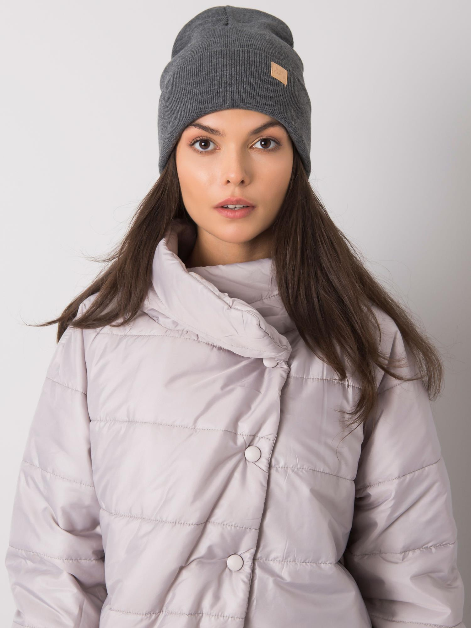Tmavo šedá dámska čiapka JK-SK-25.10-dark grey Veľkosť: ONE SIZE