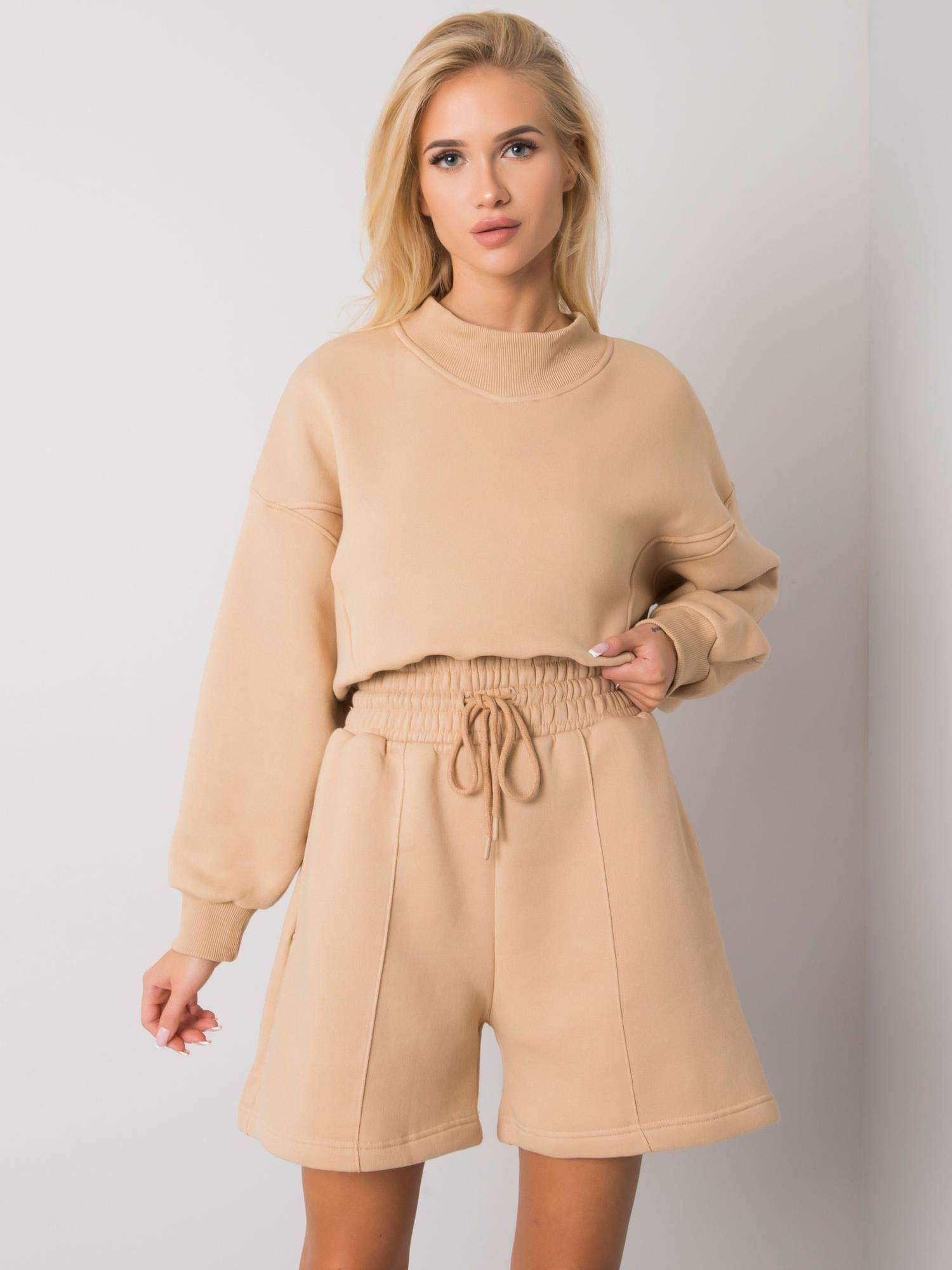 Béžové šortky do A RV-SN-6992-1.84-beige Veľkosť: S