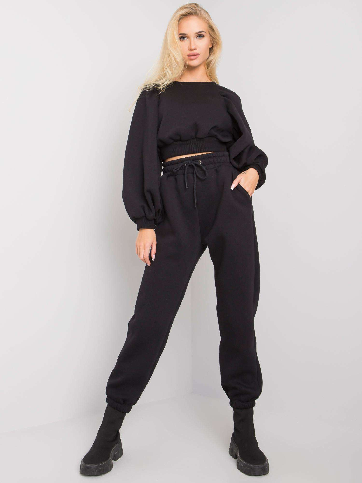 Čierna súprava s naberanými rukávmi RV-KMPL-7010.10-black Veľkosť: L/XL