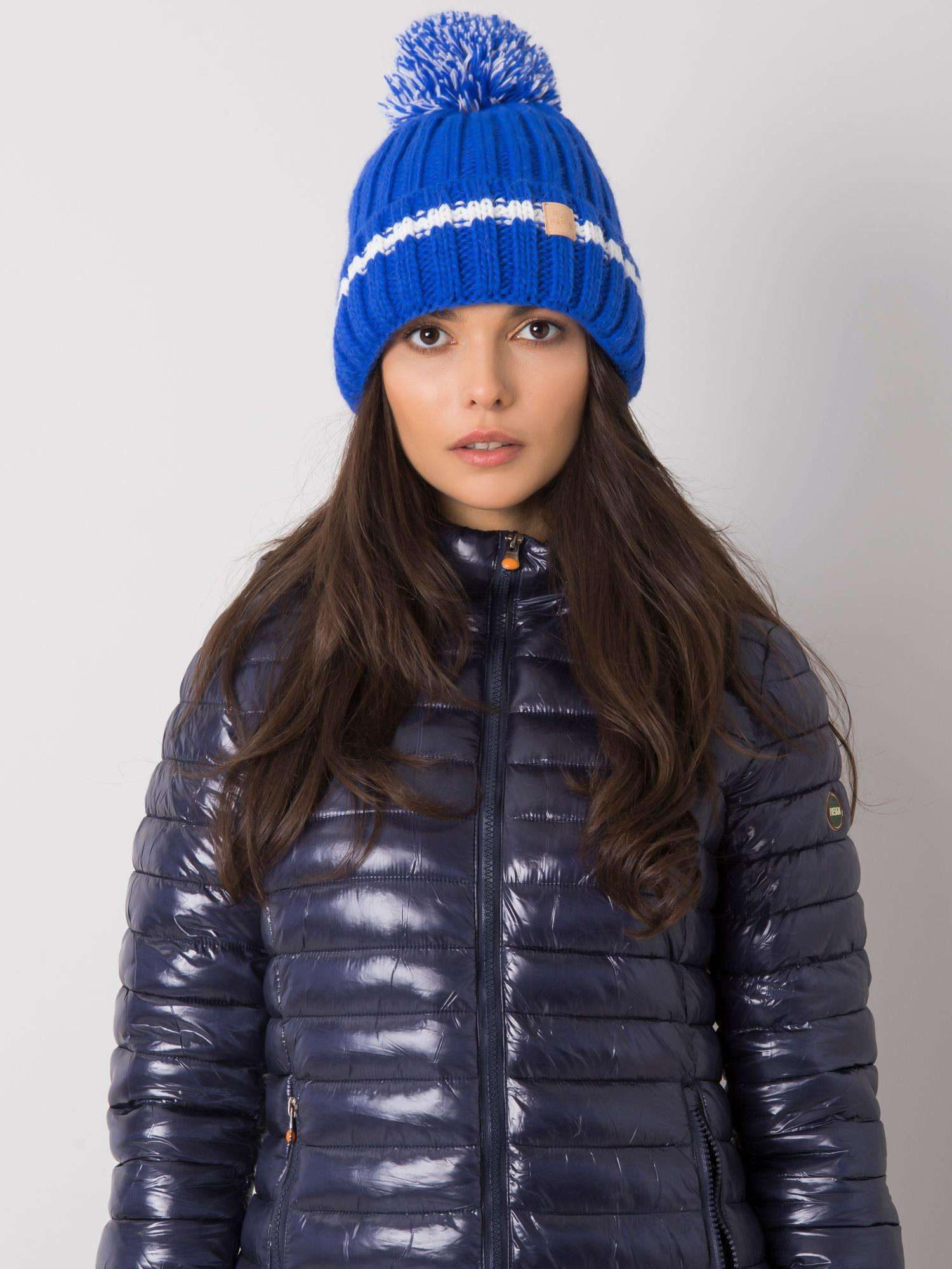 Modrá zimná čiapka s brmbolcom JK-SK-35.92-blue Veľkosť: ONE SIZE