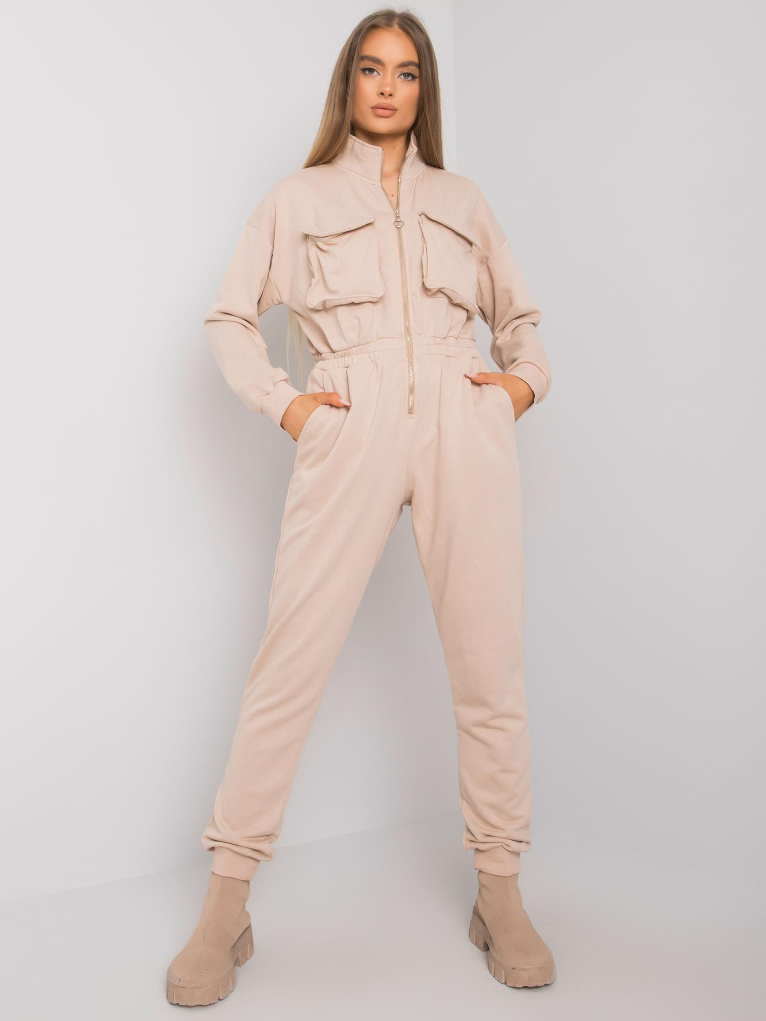 Béžový dámsky overal s vreckami EM-KO-636.98-beige Veľkosť: L/XL