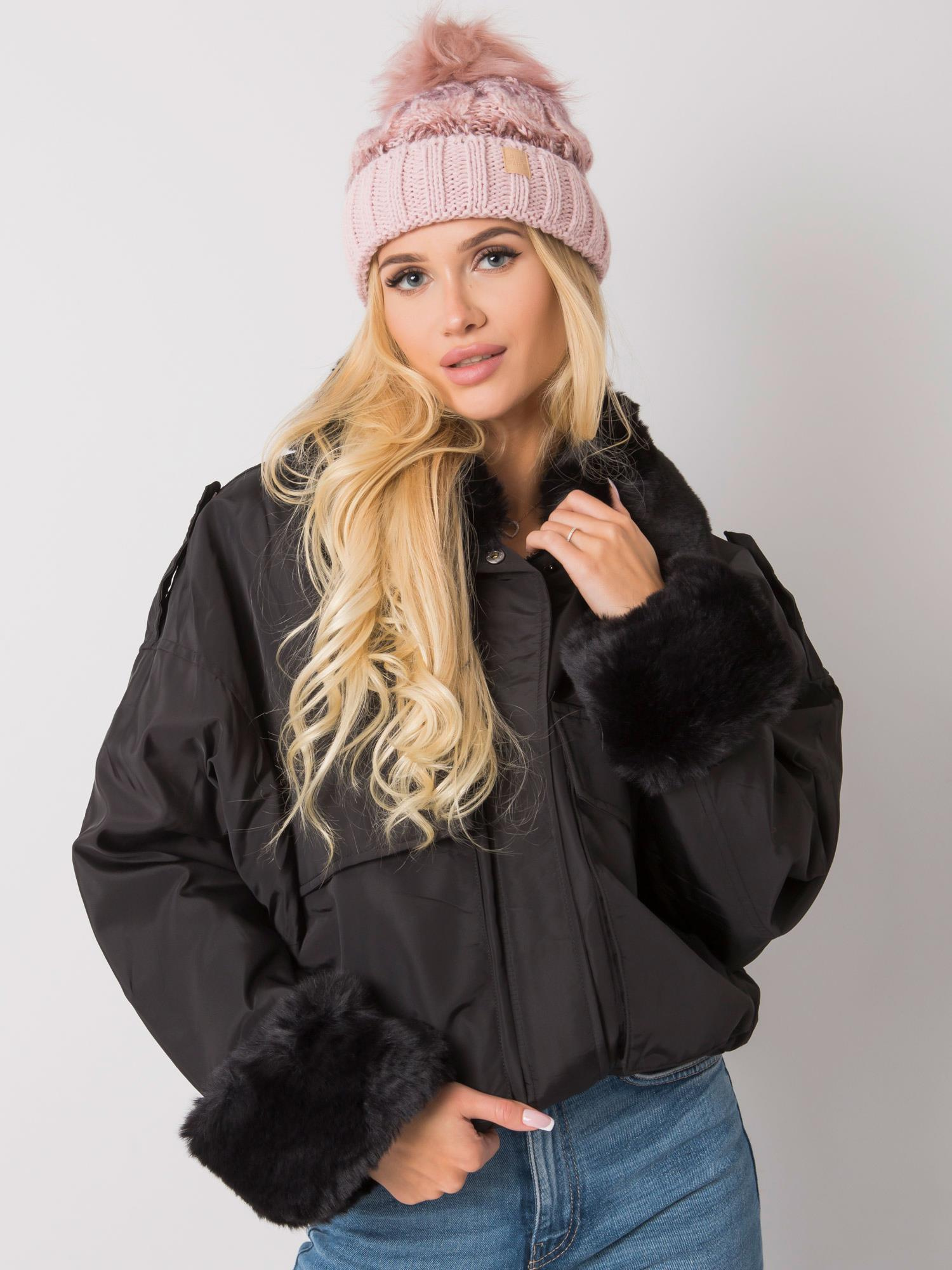 Ružová čiapka s chlpatým brmbolcom JK-CZ-26.23X-pink Veľkosť: ONE SIZE