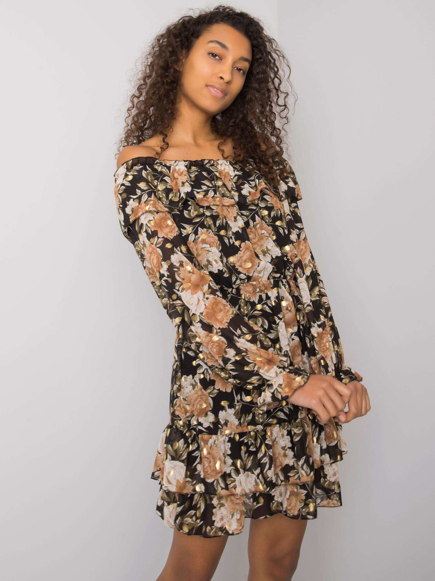 Čierno-béžové kvetované carmen šaty Calgary DHJ-SK-15015-2.73P-flower print Veľkosť: ONE SIZE