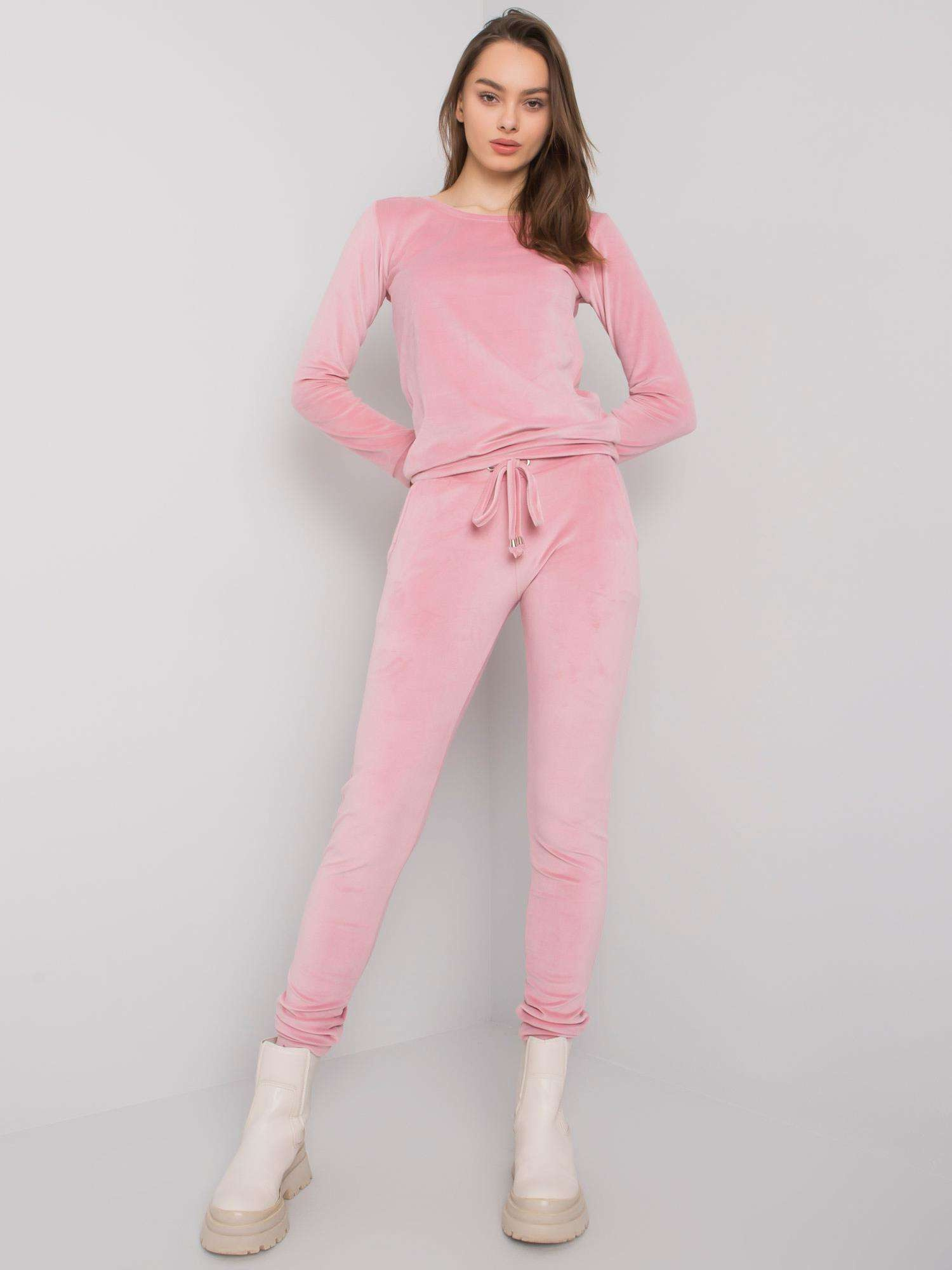 Svetlo ružová dámska velúrová tepláková súprava RV-KMPL-6083.05-light pink Veľkosť: L