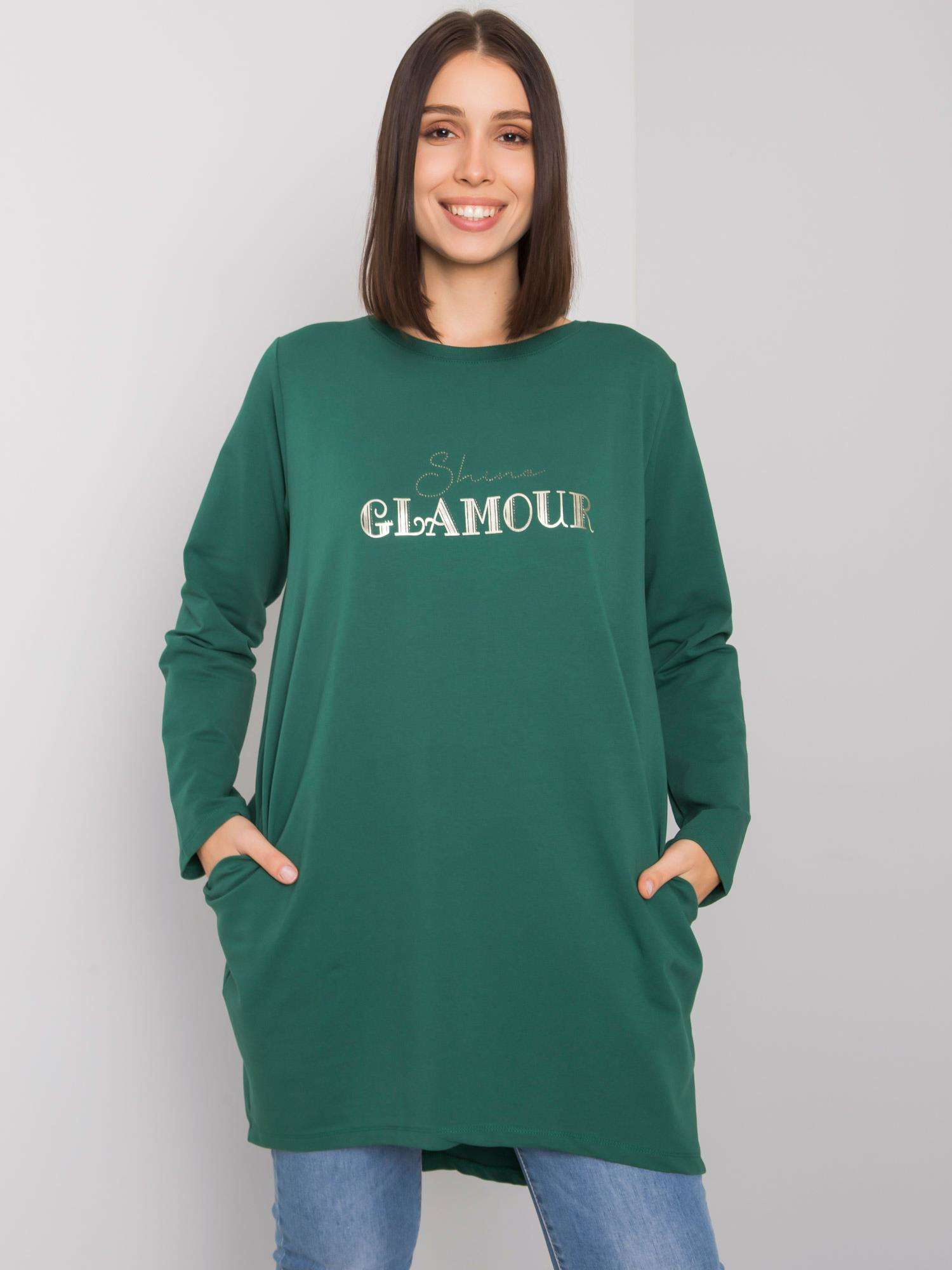 Zelená voľná tunika Alexiah s nápisom "Shine Glamour" RV-TU-7277.76P-green Veľkosť: ONE SIZE
