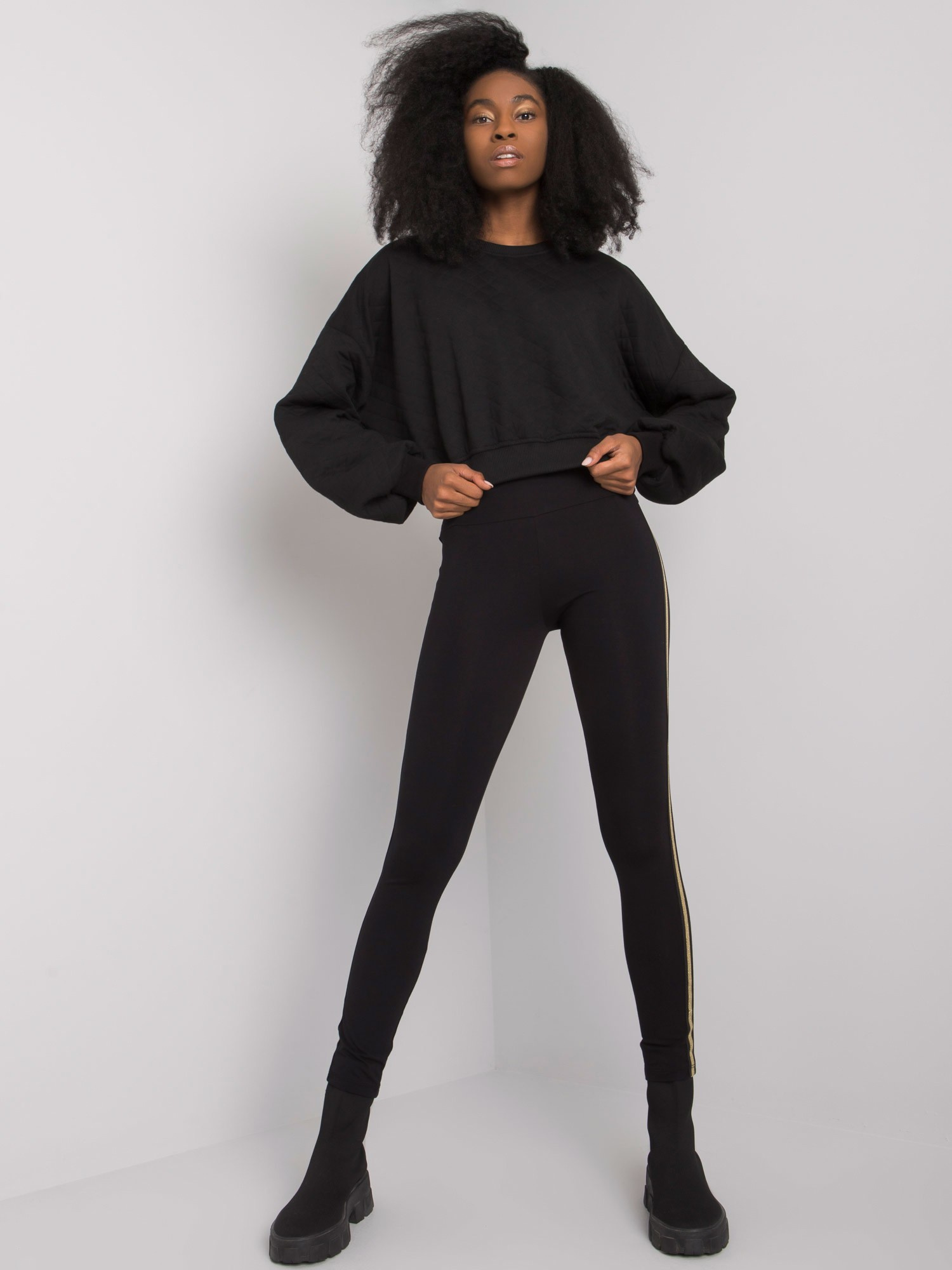 Čierne legíny Elena so zlatým pruhom -RV-LG-7373.94P-black Veľkosť: XL