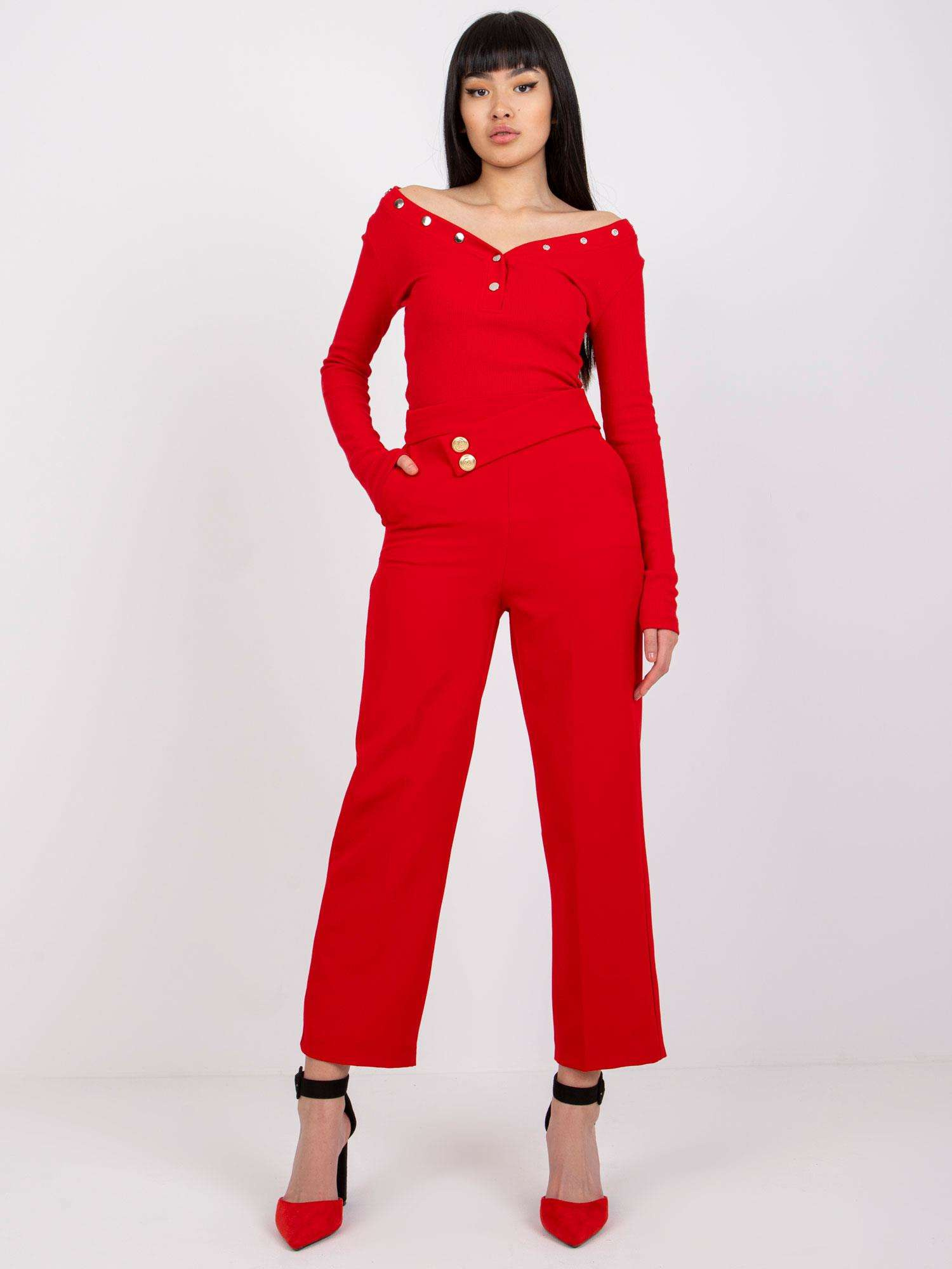 Červené dámske rovné elegantné nohavice FE-SP-5704.69P-red Veľkosť: M