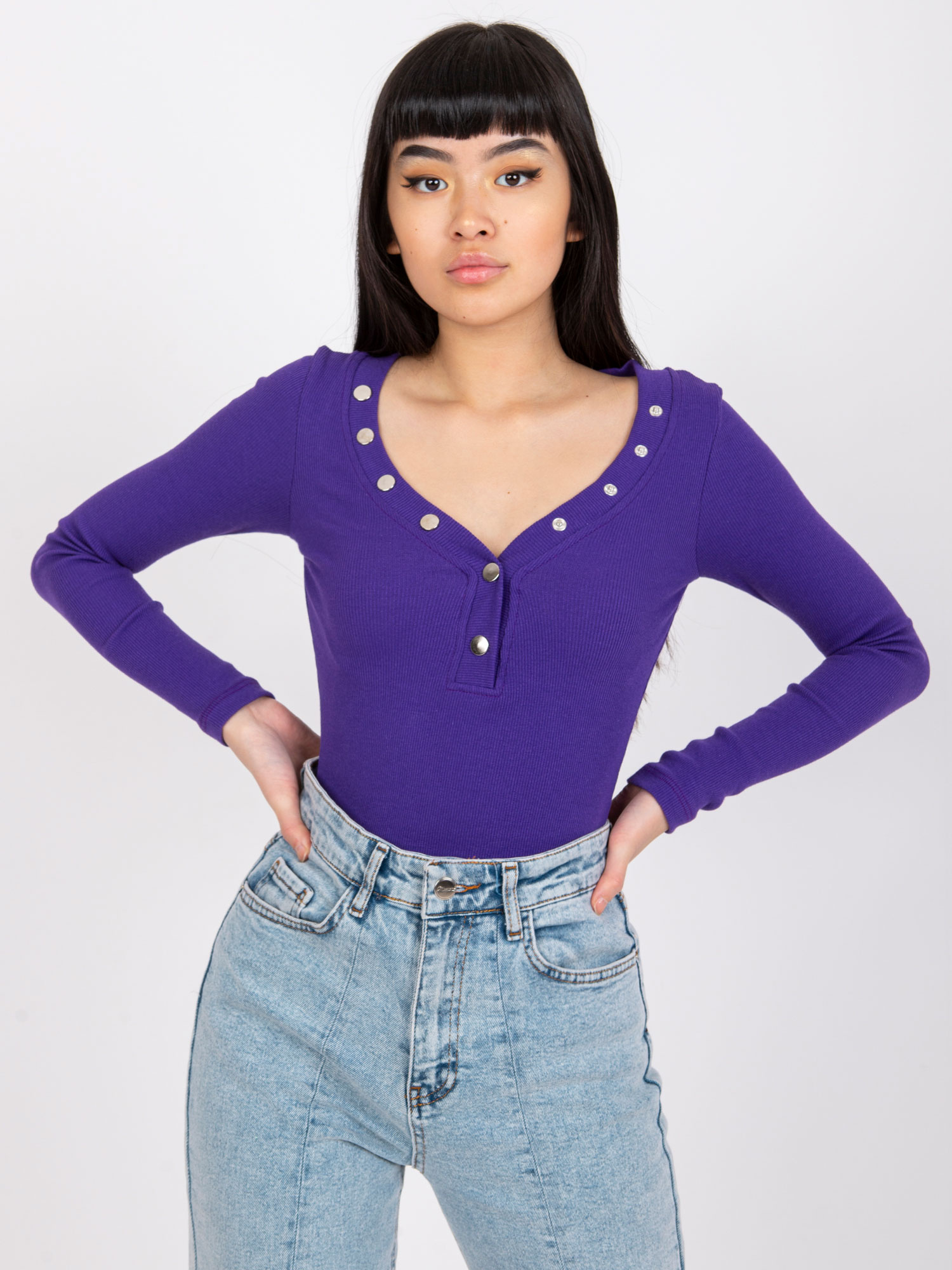 Fialové tričko Tracy s ozdobným výstrihom RV-BZ-7439.18-violet Veľkosť: S
