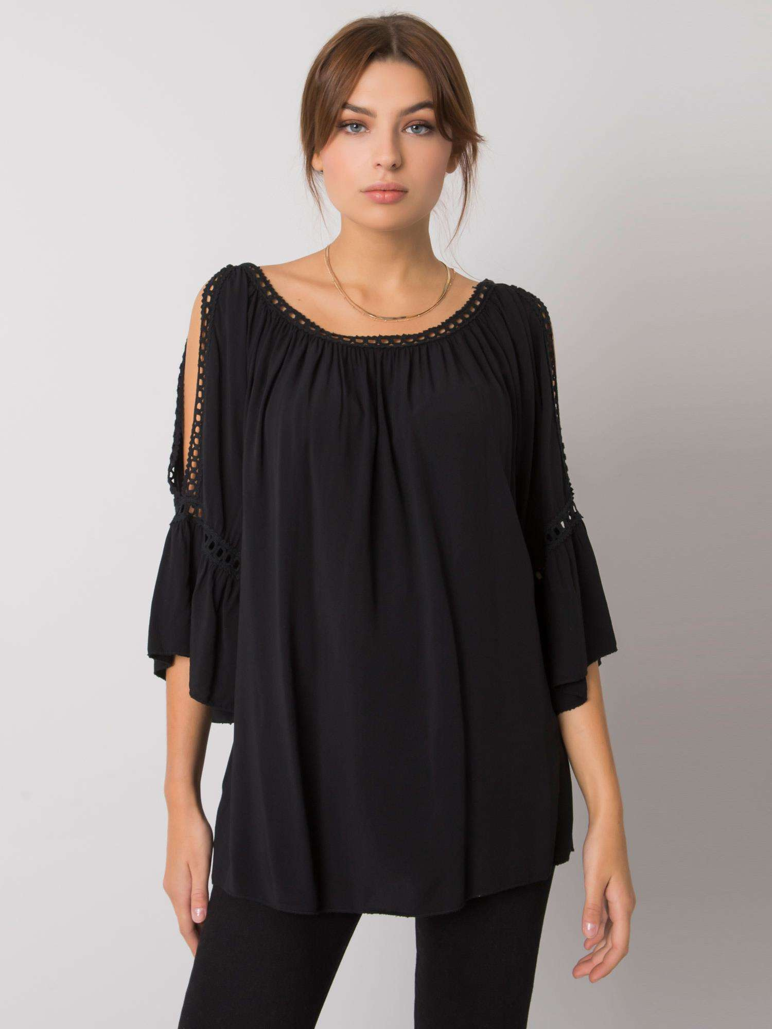 Čierne dámske tričko s čipkou TW-BZ-BI-82198.46-black Veľkosť: S