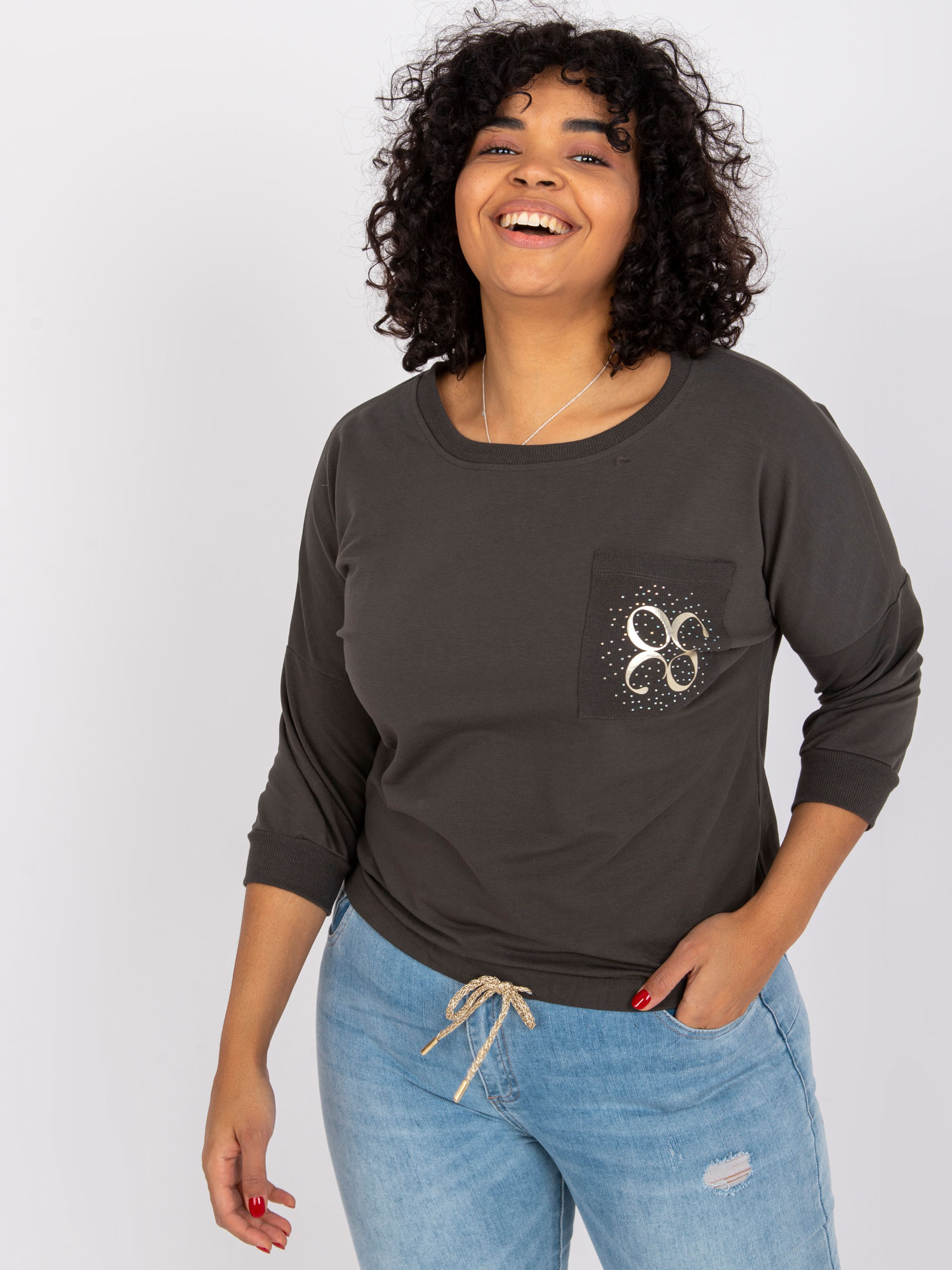 Khaki tričko Vivianne s aplikáciou na hrudi -RV-BZ-7488.23-khaki Veľkosť: ONE SIZE