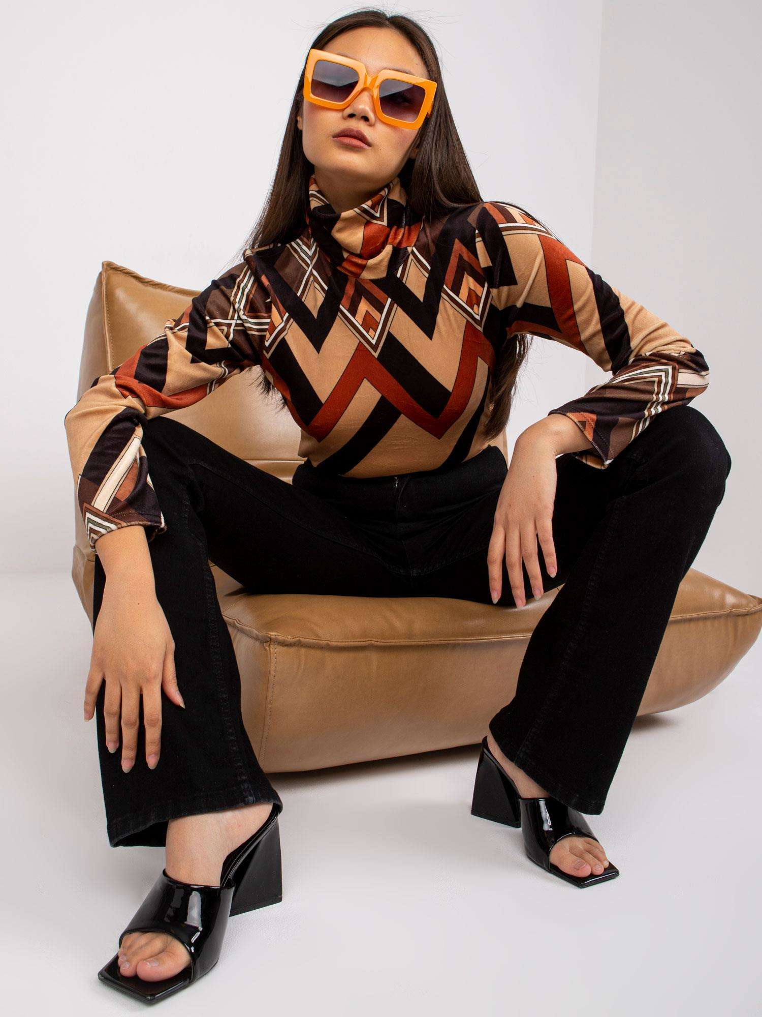 Hnedo-béžový rolák Biloxi z velúru -DHJ-BZ-N6118-2.24-brown-beige Veľkosť: ONE SIZE