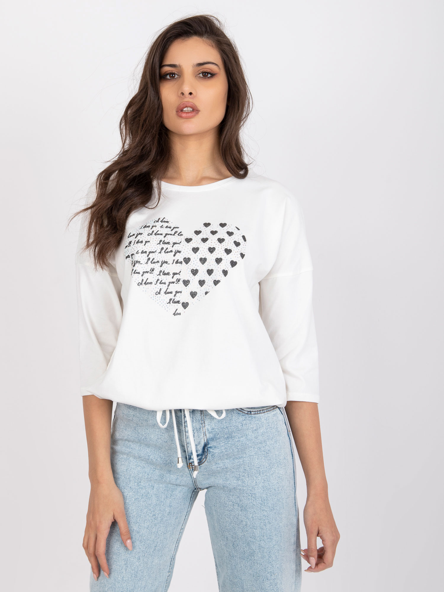 Smotanové tričko Bindy s aplikáciou srdca -RV-BZ-0229.13P-ecru Veľkosť: L/XL