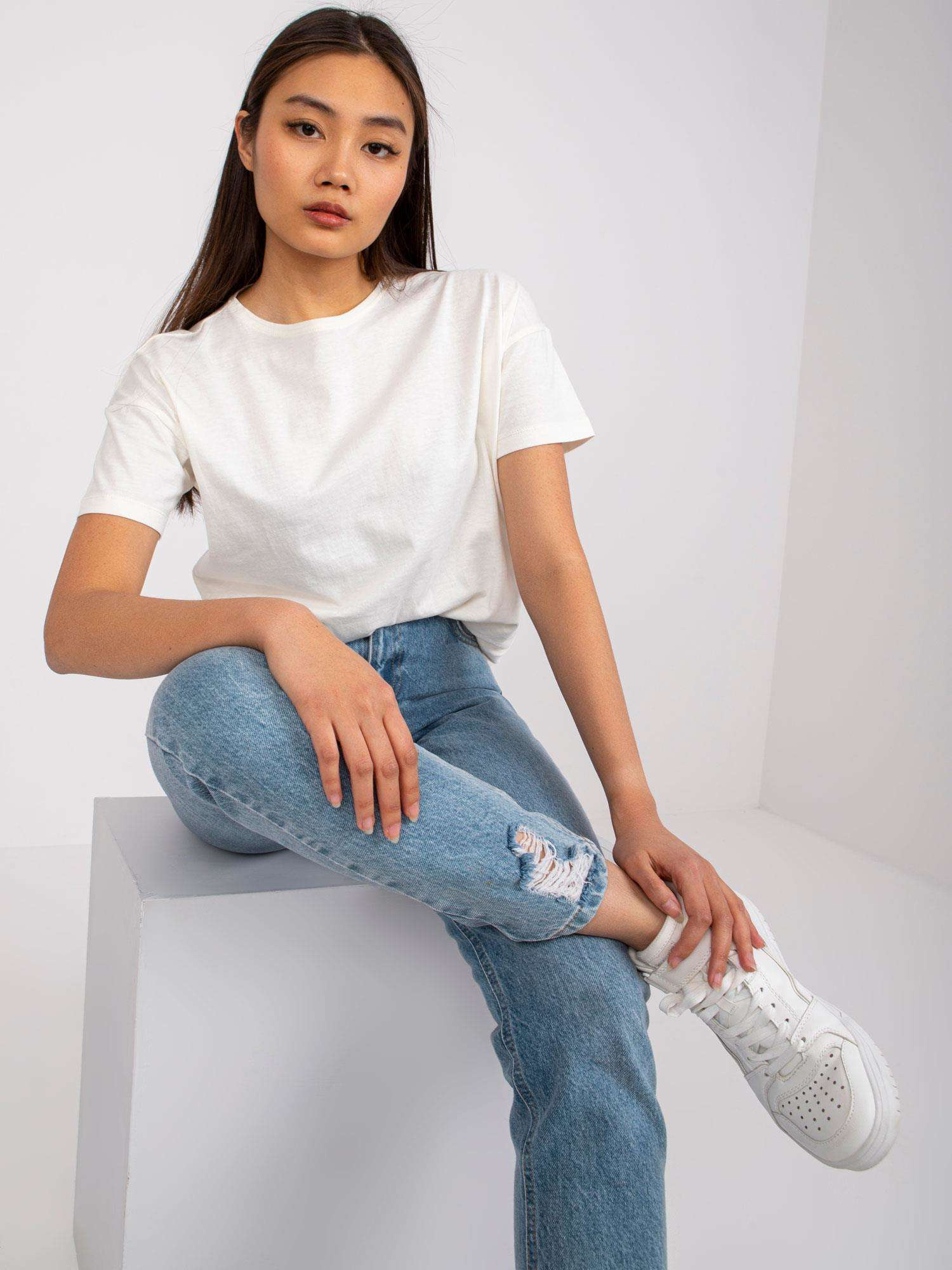 Smotanové basic tričko ku krku Honorine TW-TS-1004.24X-ecru Veľkosť: XL