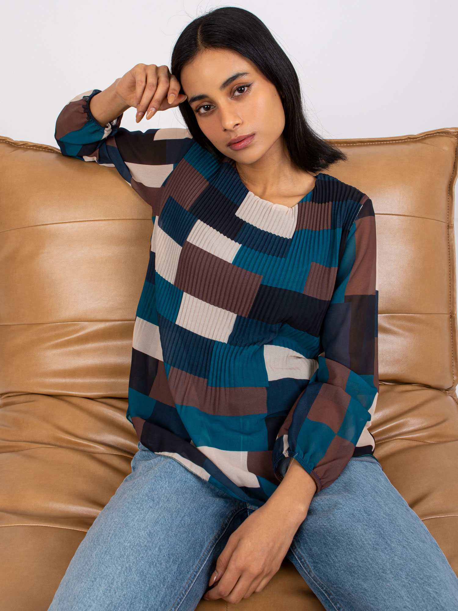 Hnedo-modrá plisovaná blúzka Gabriella -DHJ-BZ-8643.38P Veľkosť: ONE SIZE