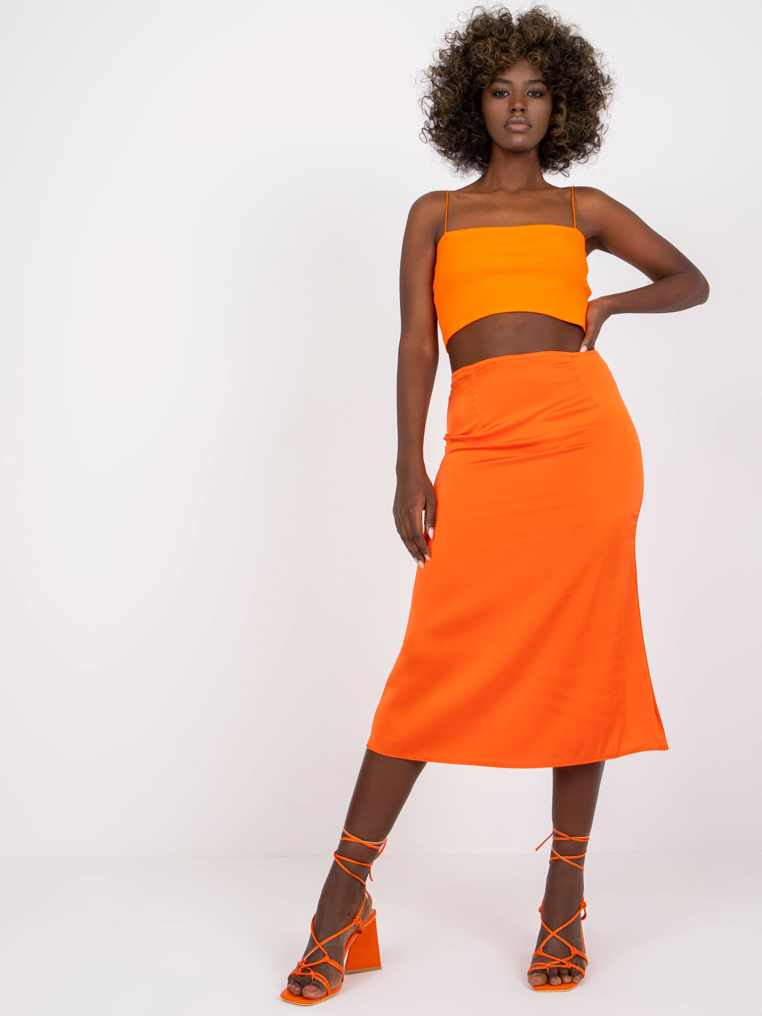 Oranžová hladká midisukňa Terrassa -WN-SD-1702.21-orange Veľkosť: S