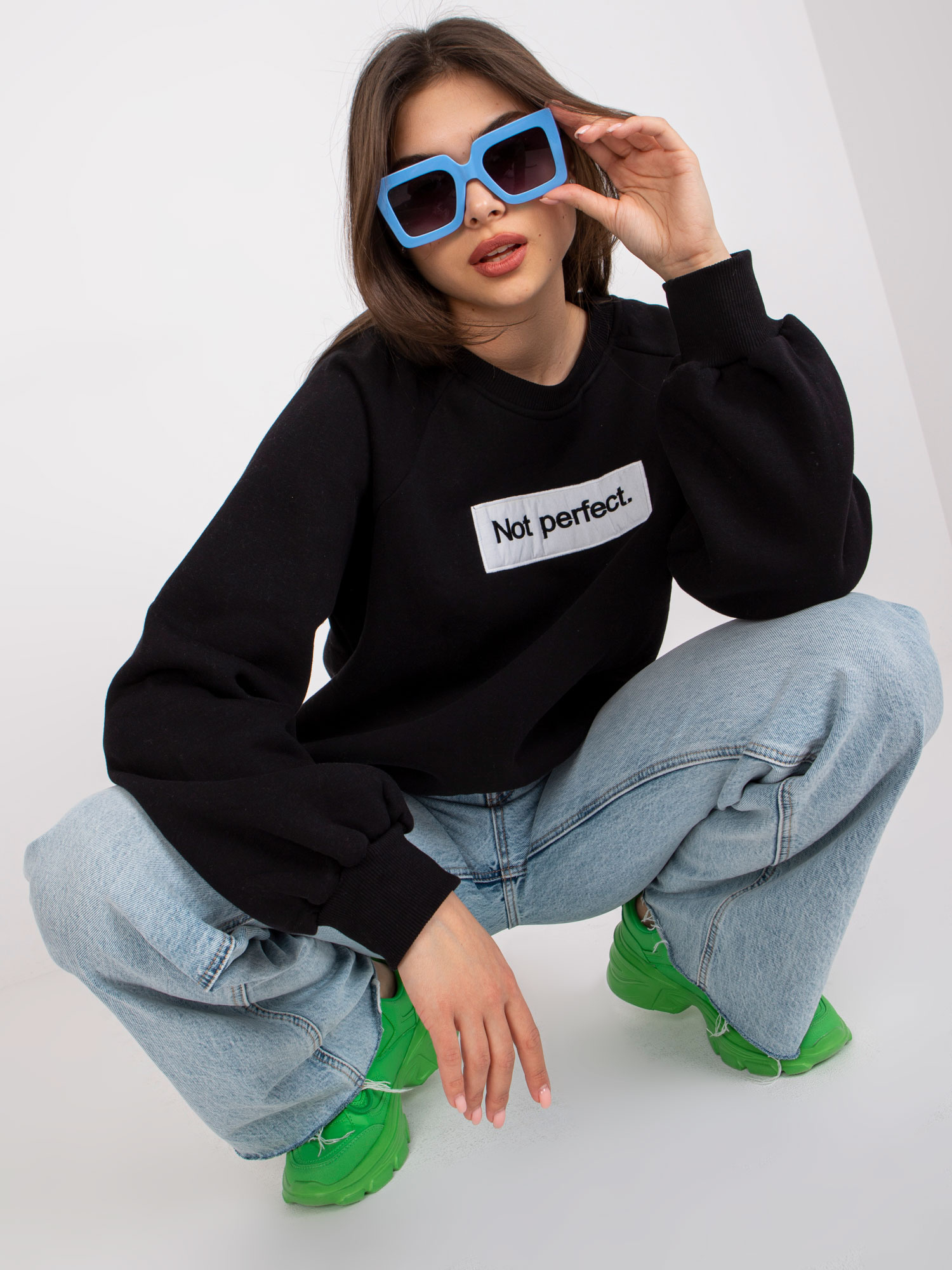 Čierna mikina Tracy s potlačou "Not perfect" EM-BL-N652.46-black Veľkosť: L/XL