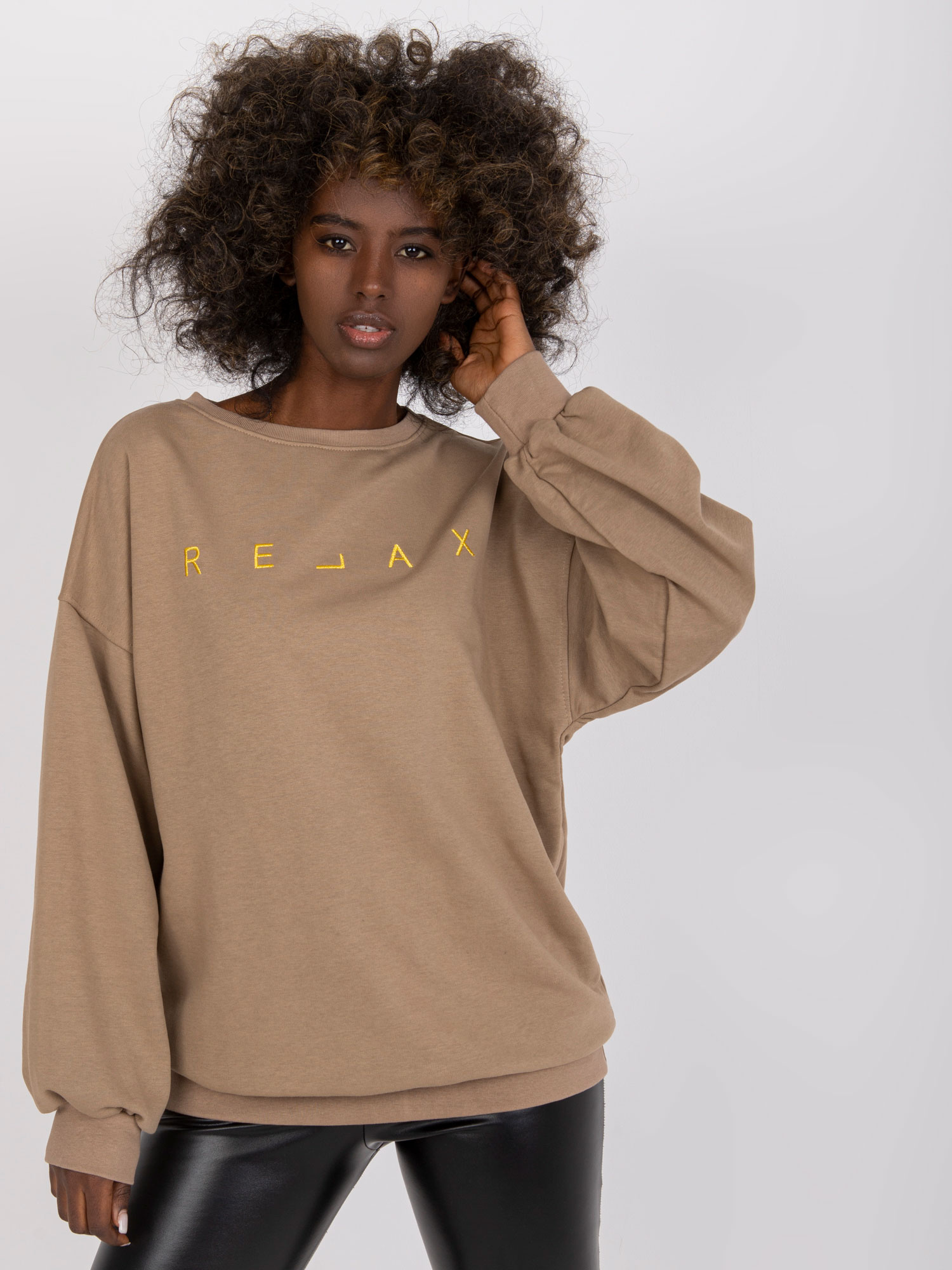 Béžová mikina Damiette s nápisom "Relax" -EM-BL-U536/2.00-beige Veľkosť: ONE SIZE