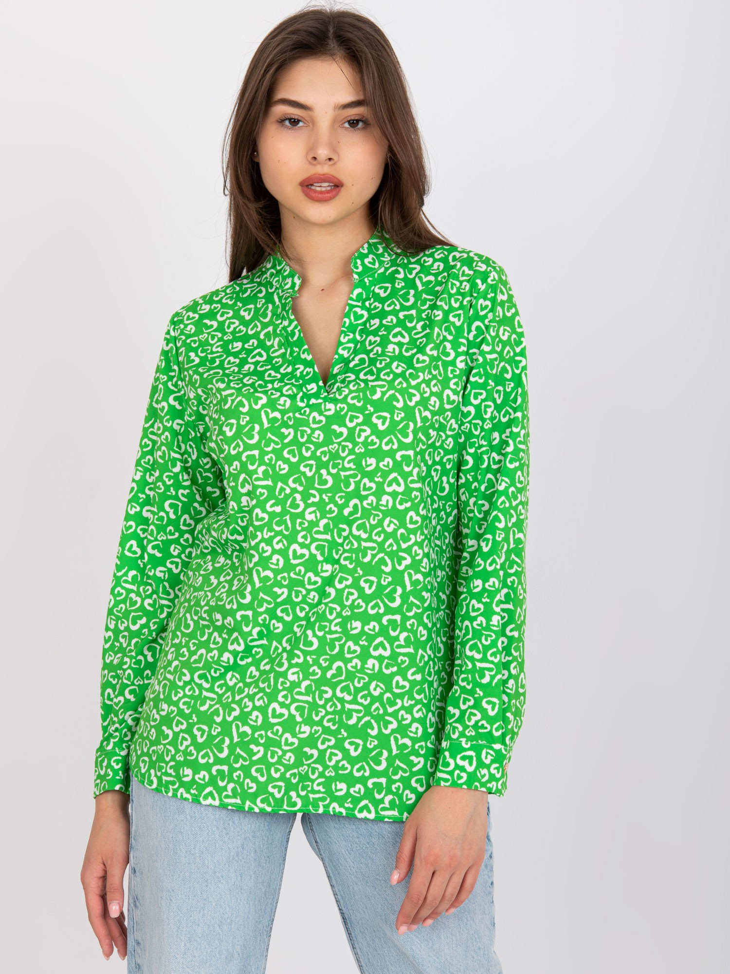 Zelená košeľa Inesa so srdiečkami -DHJ-BZ-6825.56-green Veľkosť: ONE SIZE