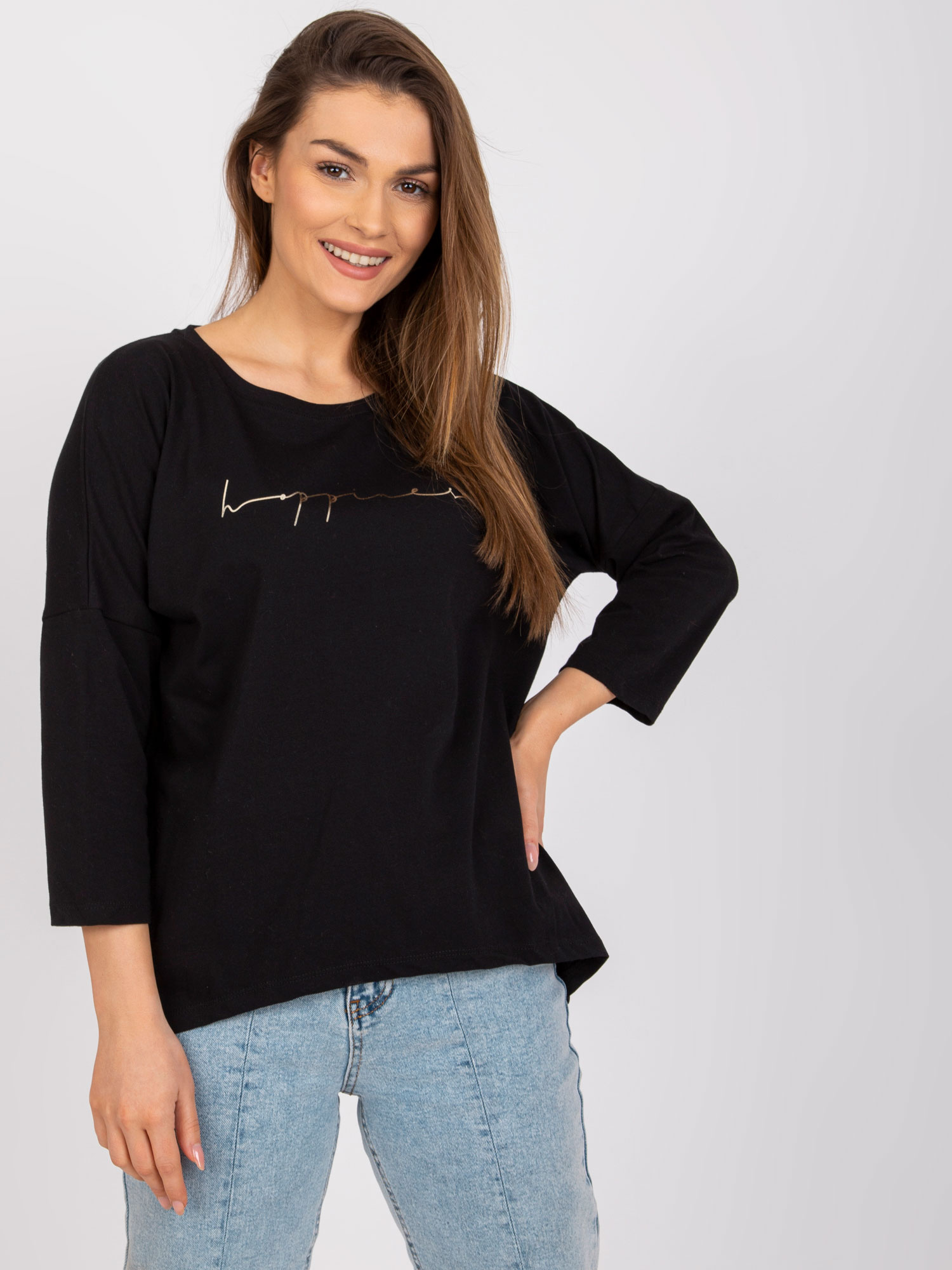 Čierne tričko Samantha s nápisom "Happiness" -RV-BZ-7766.78-black Veľkosť: L/XL