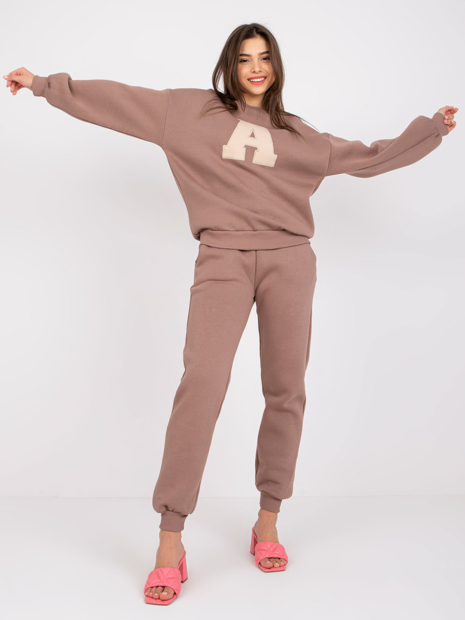 Hnedá tepláková súprava -EM-KMPL-U660.03-brown Veľkosť: ONE SIZE