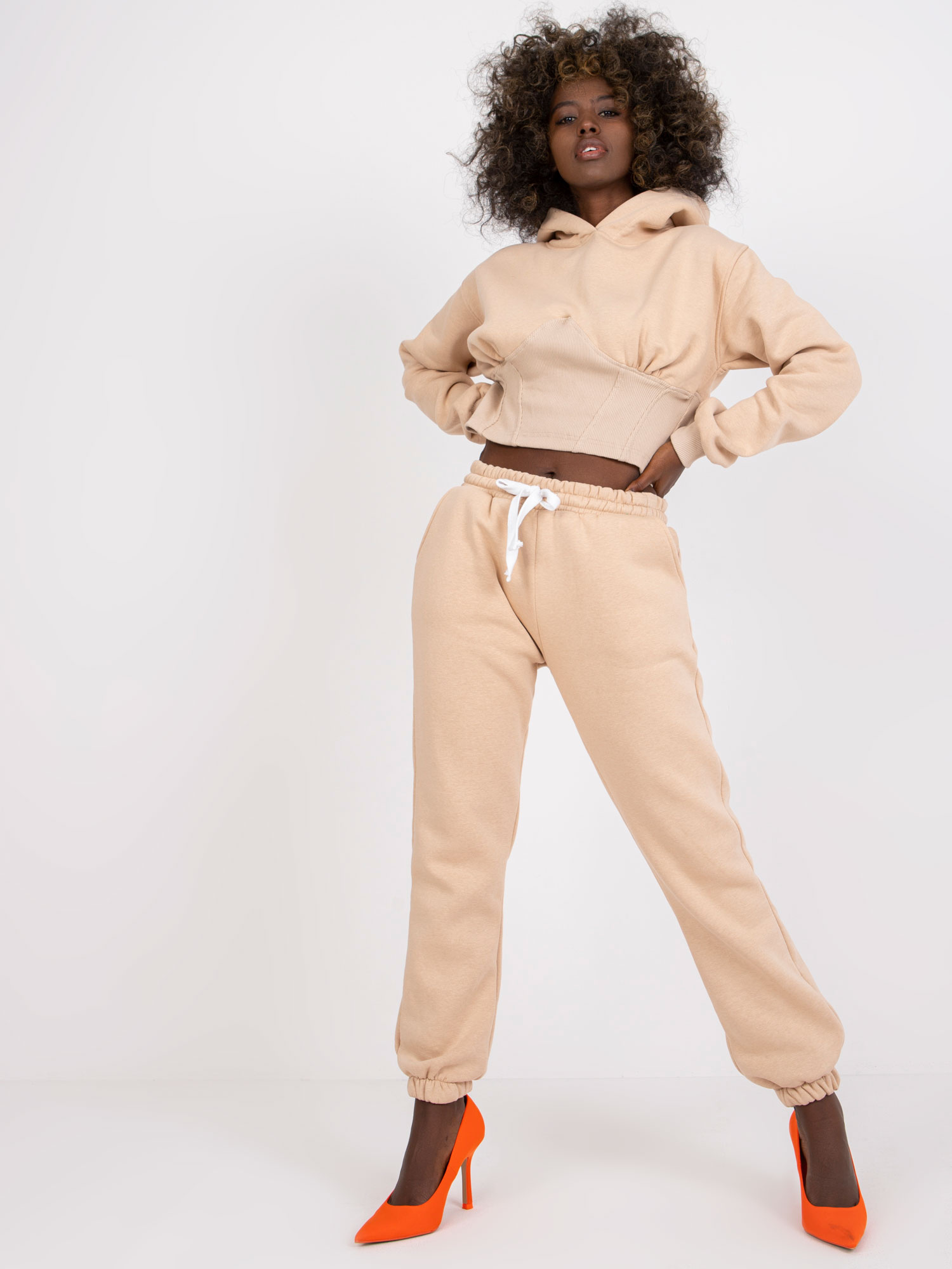 Béžová tepláková súprava s kapucňou EM-KMPL-U685.17P-beige Veľkosť: ONE SIZE