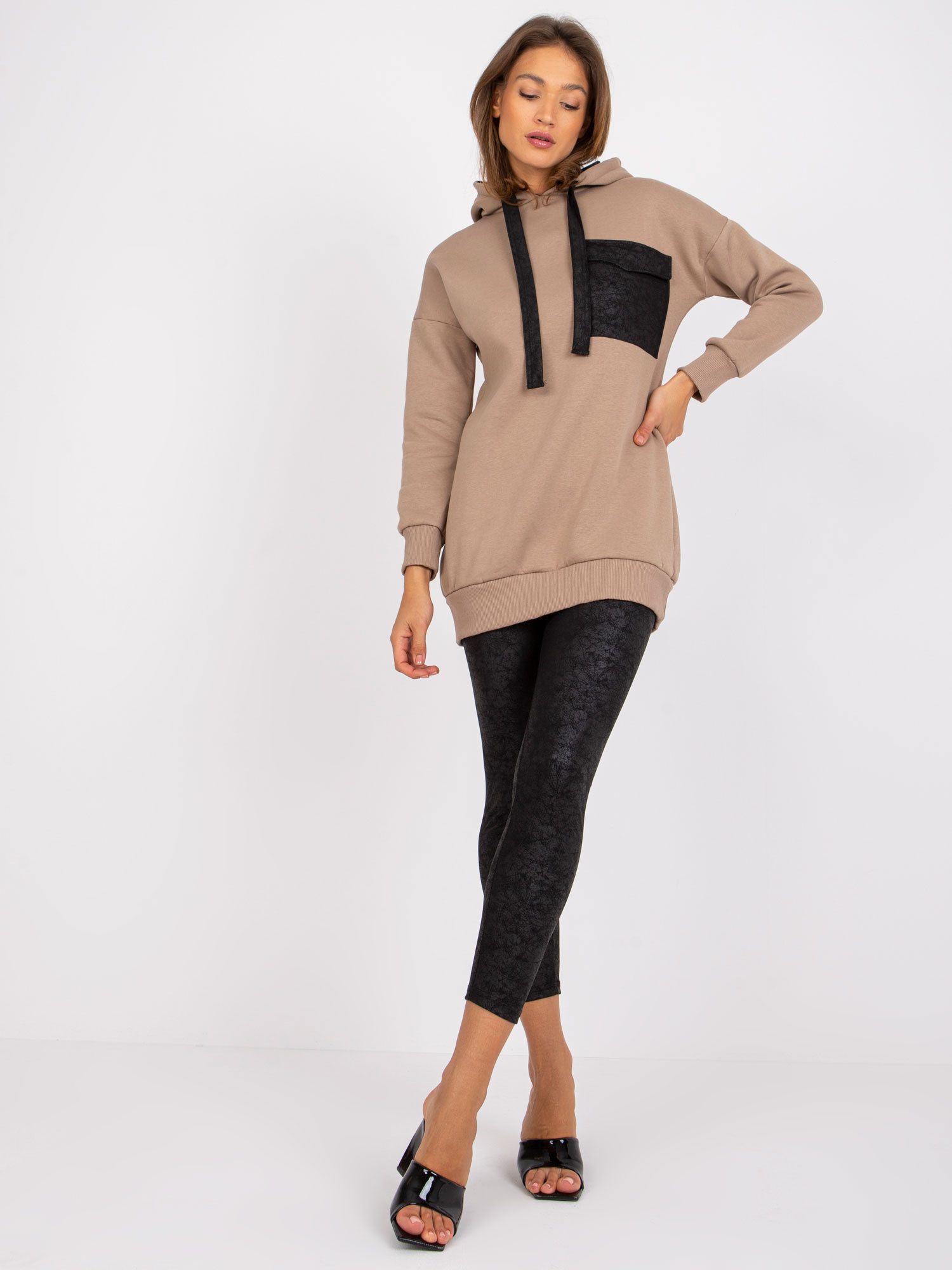 Tmavobéžová súprava s legínami EM-KMPL-615.33-dark beige Veľkosť: S/M