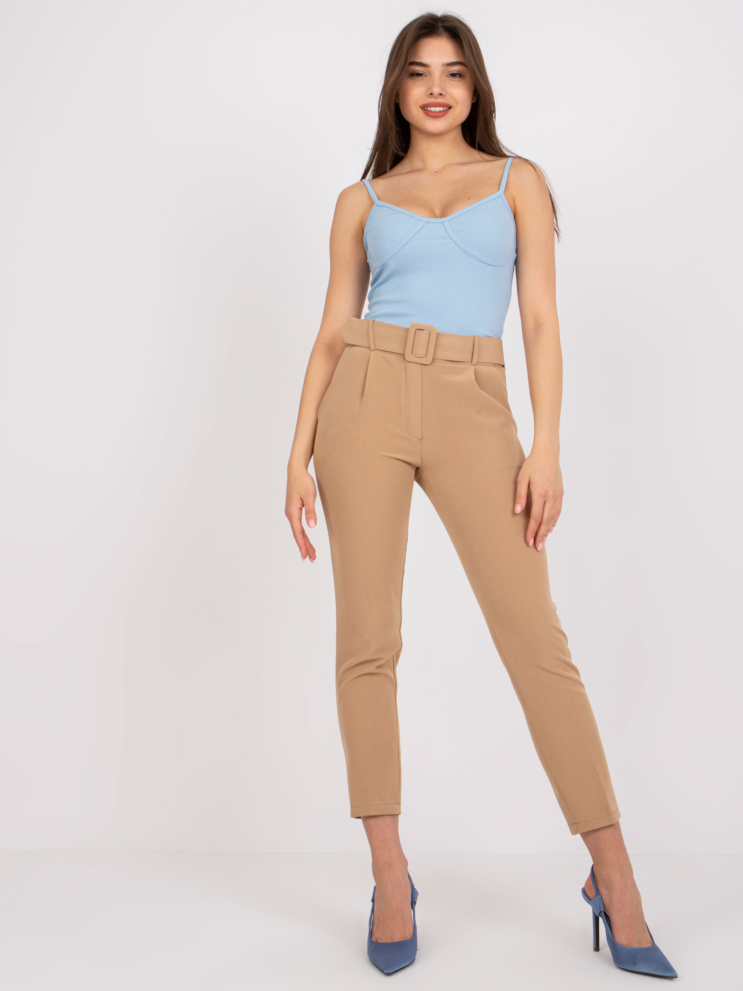 Béžové nohavice Giulia s opaskom -DHJ-SP-12787.21X-beige Veľkosť: XL