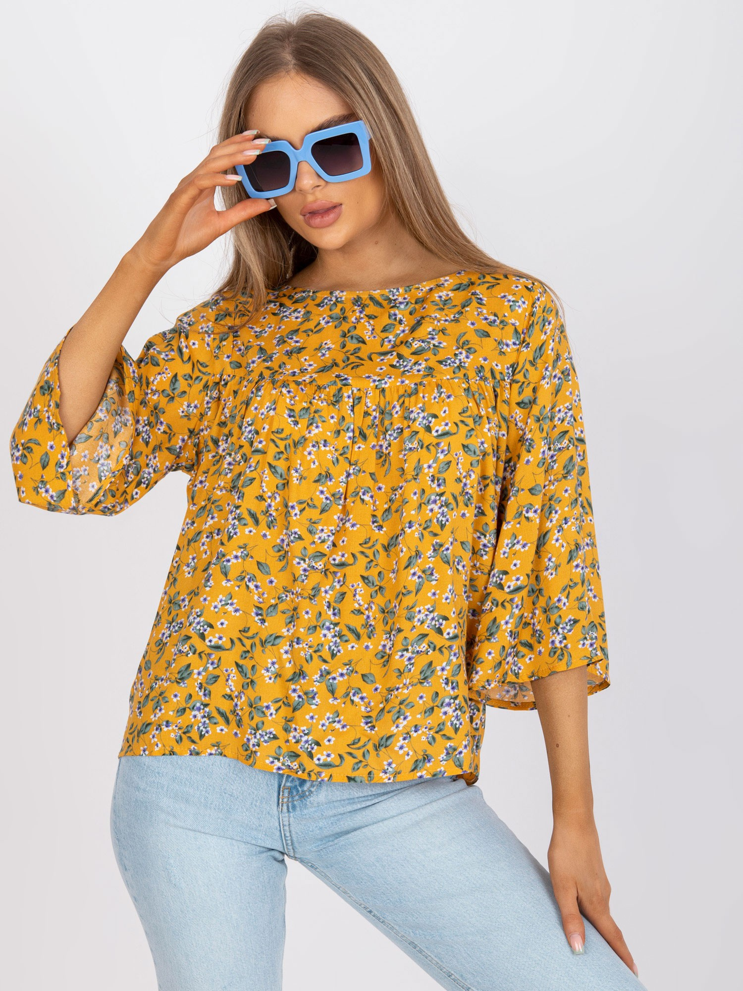 Žltá dámska kvetinová blúzka CHA-BZ-3203.46-yellow Veľkosť: S