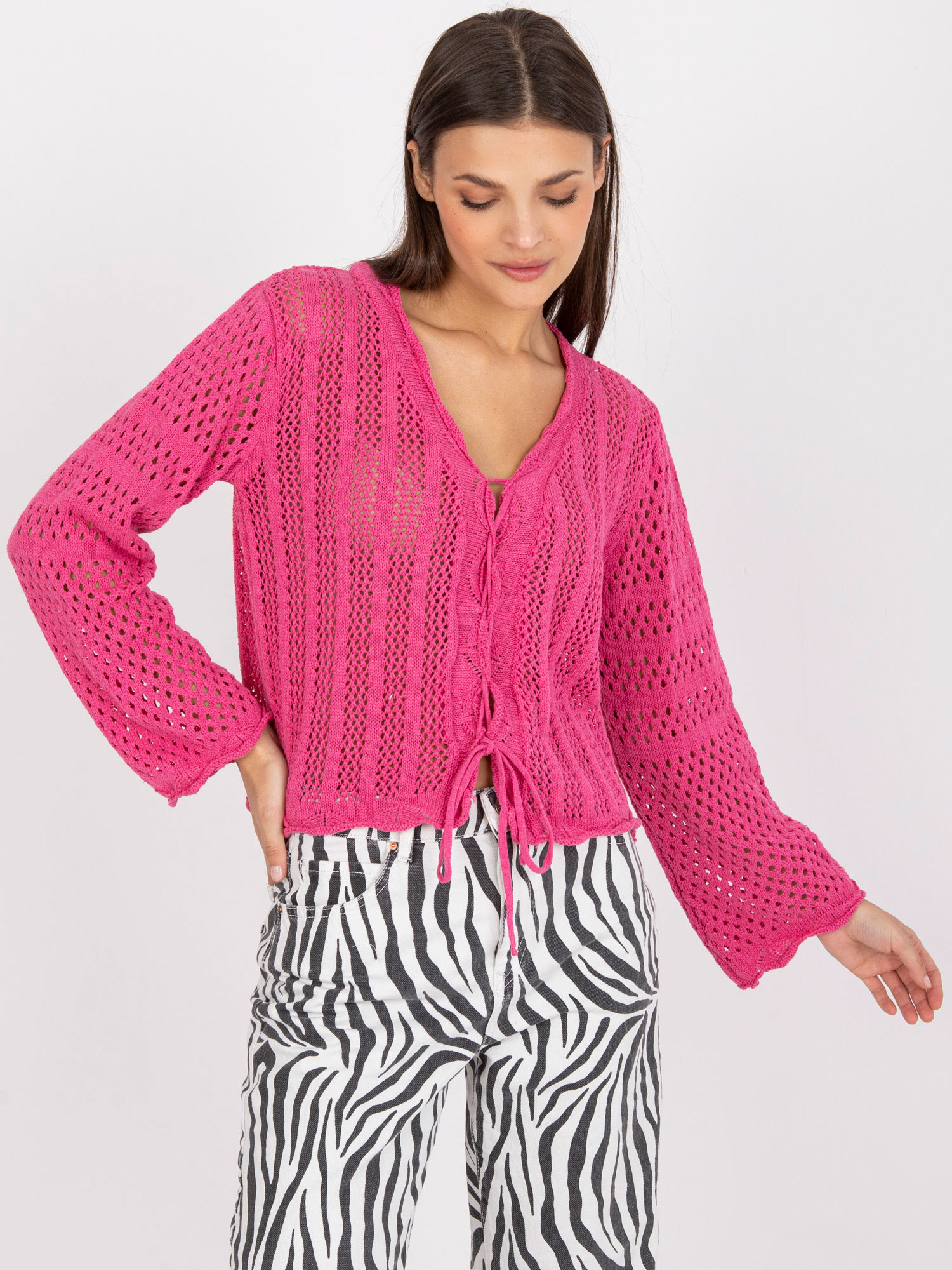 Ružový dámsky sveter s viazaním LC-SW-0228.21P-pink Veľkosť: ONE SIZE