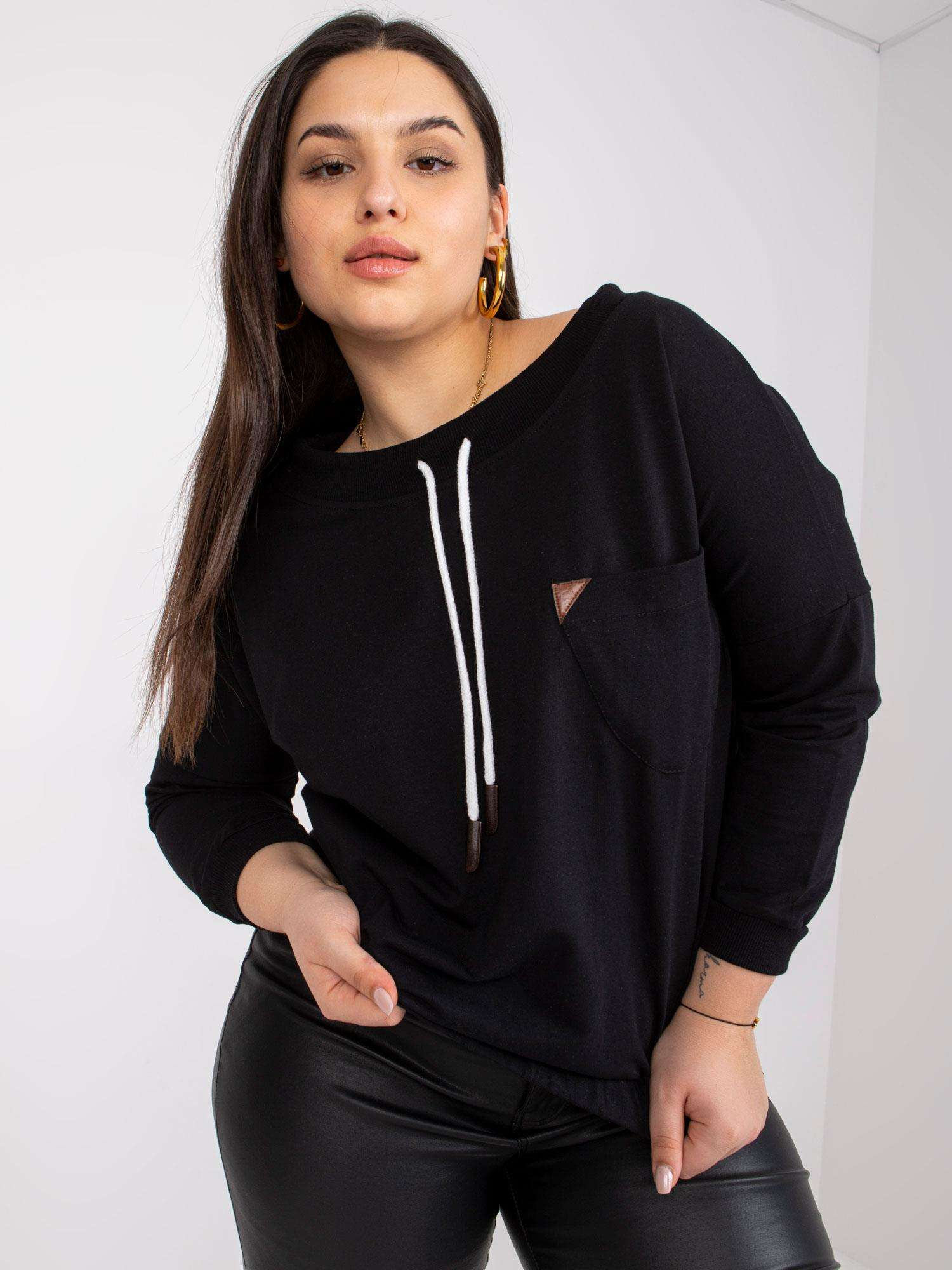 Čierna mikina Louna s vreckom -RV-BL-7495.12-black Veľkosť: ONE SIZE