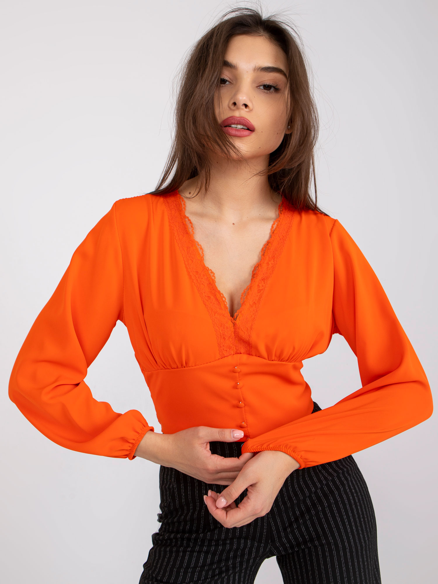 ORANŽOVÁ BLÚZKA S ČIPKOU -DHJ-BZ-15672.40-ORANGE Veľkosť: ONE SIZE