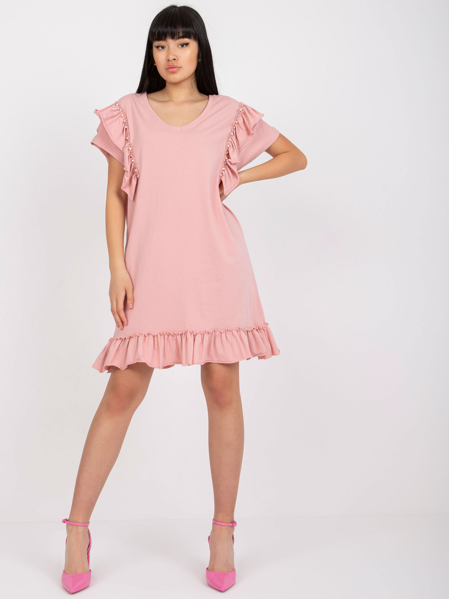 Svetloružové dámske voľné šaty s volánmi FA-SK-7017.72P-pink Veľkosť: ONE SIZE