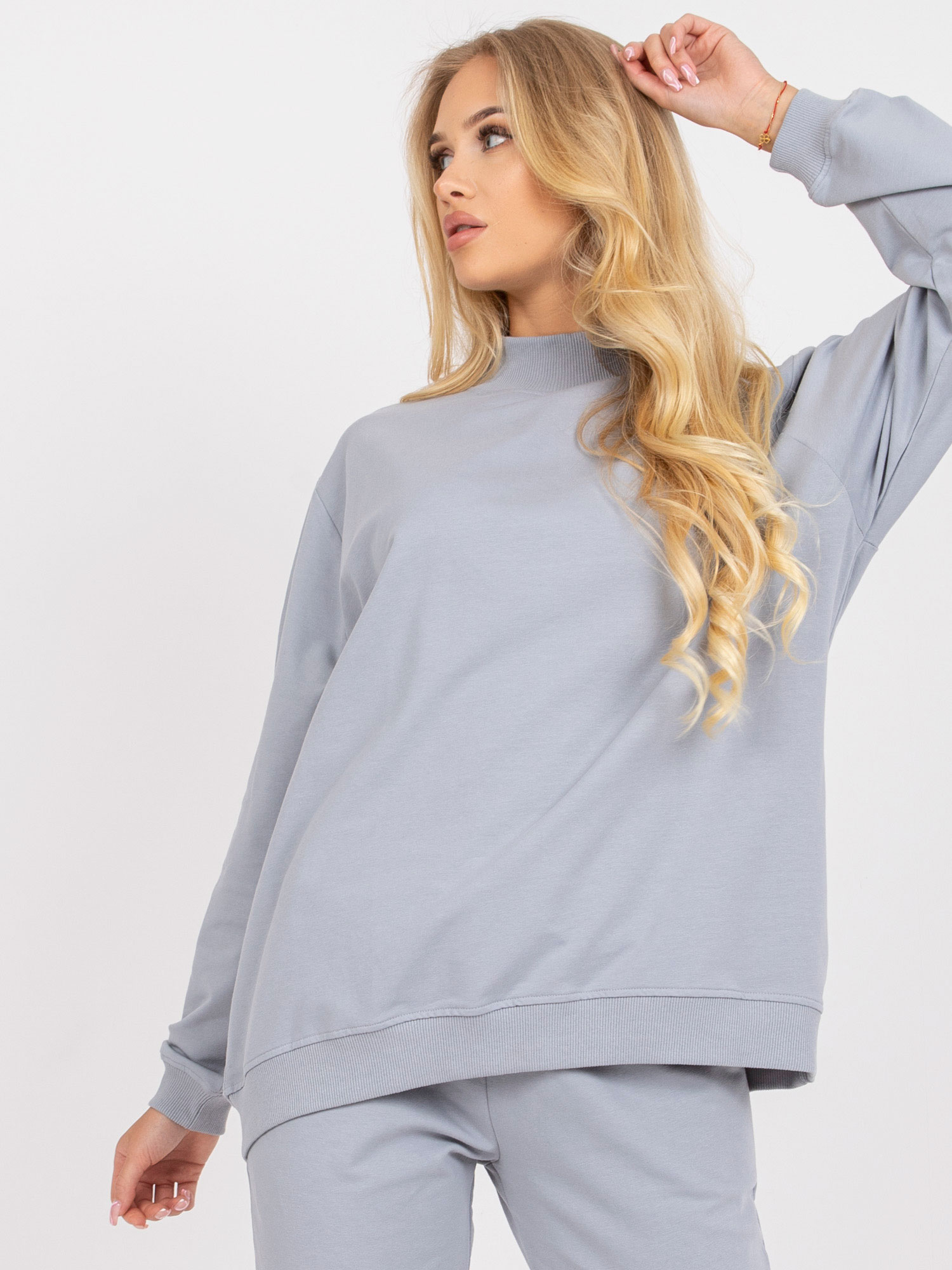 SIVÁ OVERSIZE MIKINA S ROLÁKOM -AP-BL-A-R001-GREY Veľkosť: L/XL