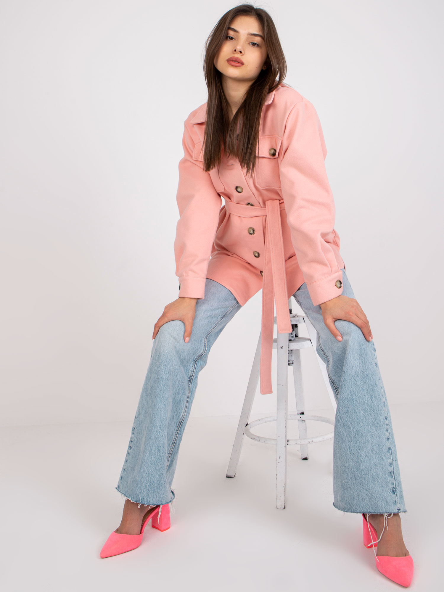 Svetloružová košeľová bunda s opaskom -LK-KS-508481.88-pink Veľkosť: L/XL