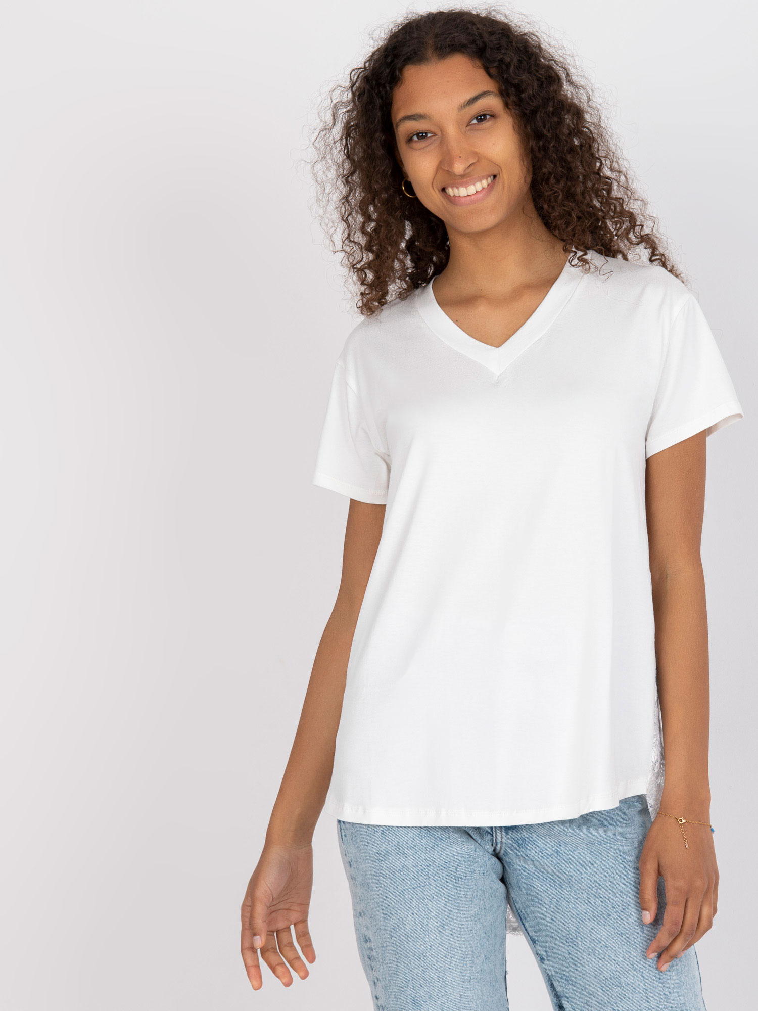 Smotanová blúzka s čipkovým chrbtom -FA-BZ-7724.92P-ecru Veľkosť: ONE SIZE