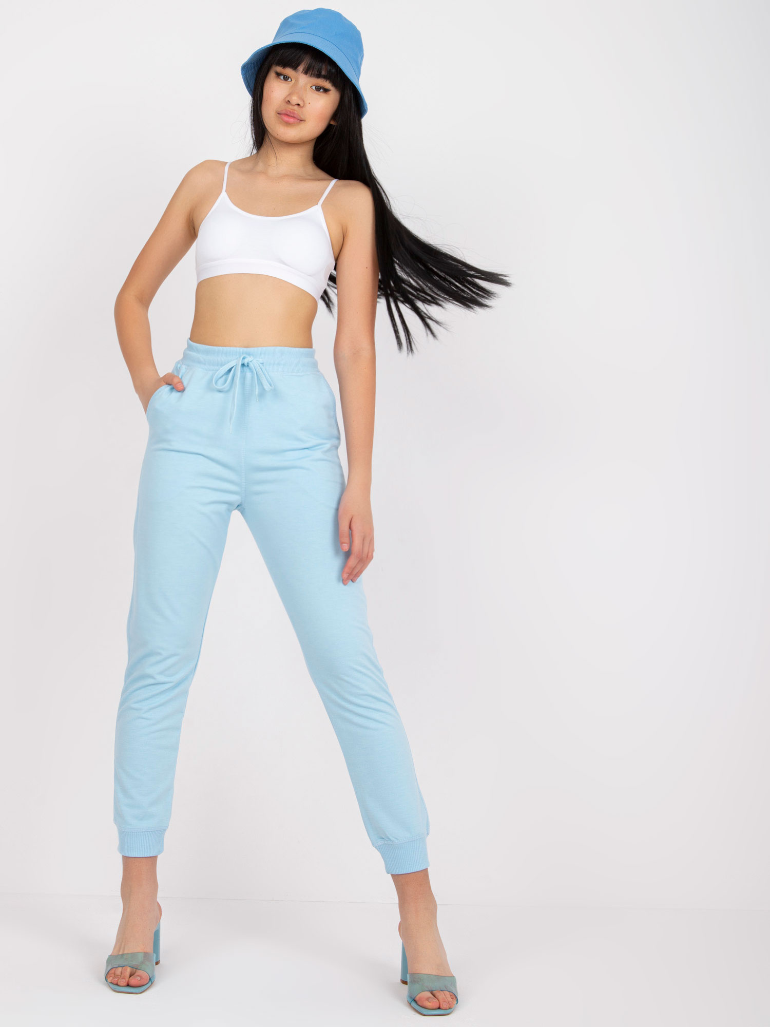 Svetlomodré basic tepláky Shail -TO-DR-1601003.24-light blue Veľkosť: L