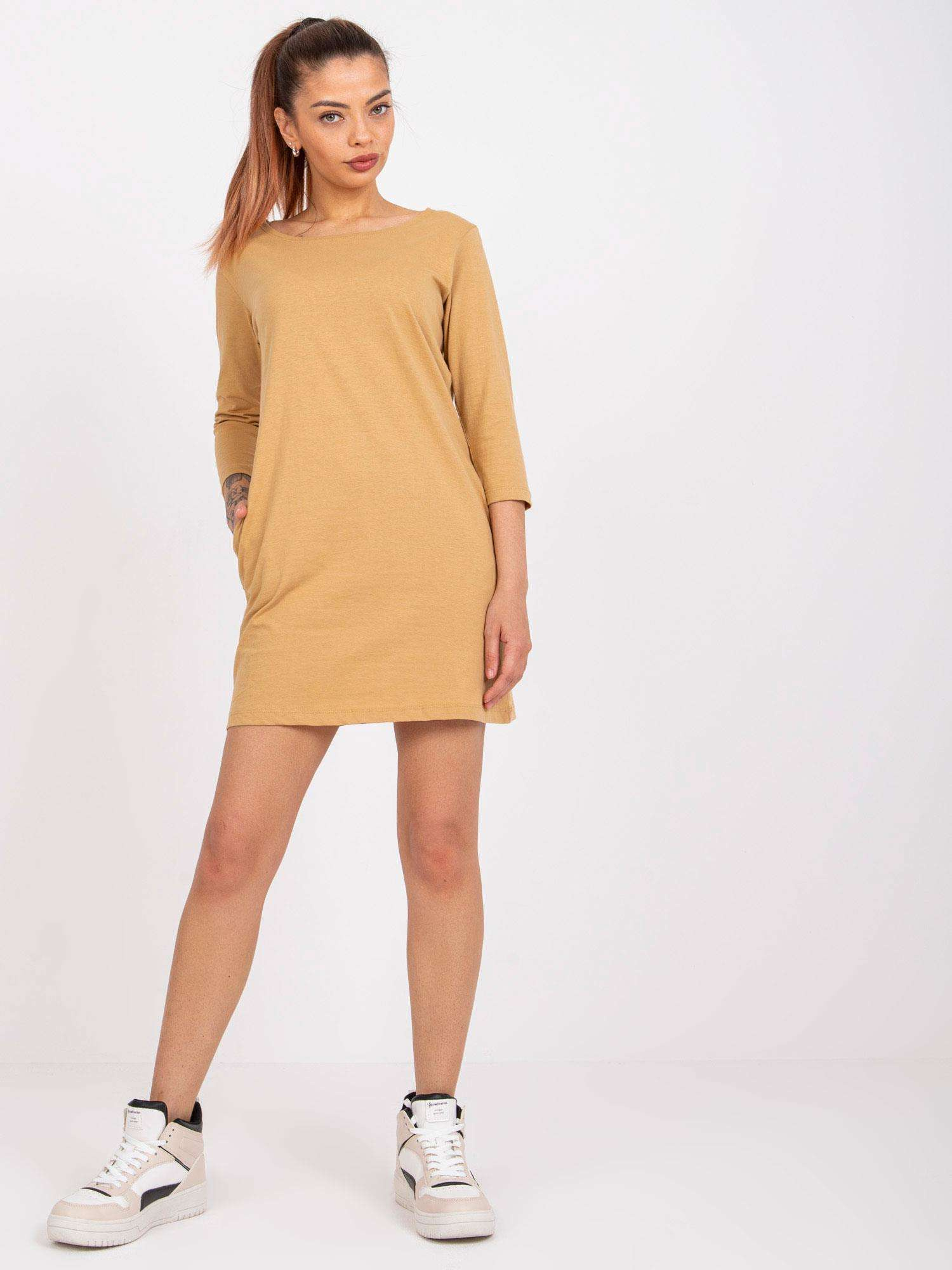 Svetlohnedá tunika s 3/4 rukávom -TW-TU-1021.22X-camel Veľkosť: 2XL