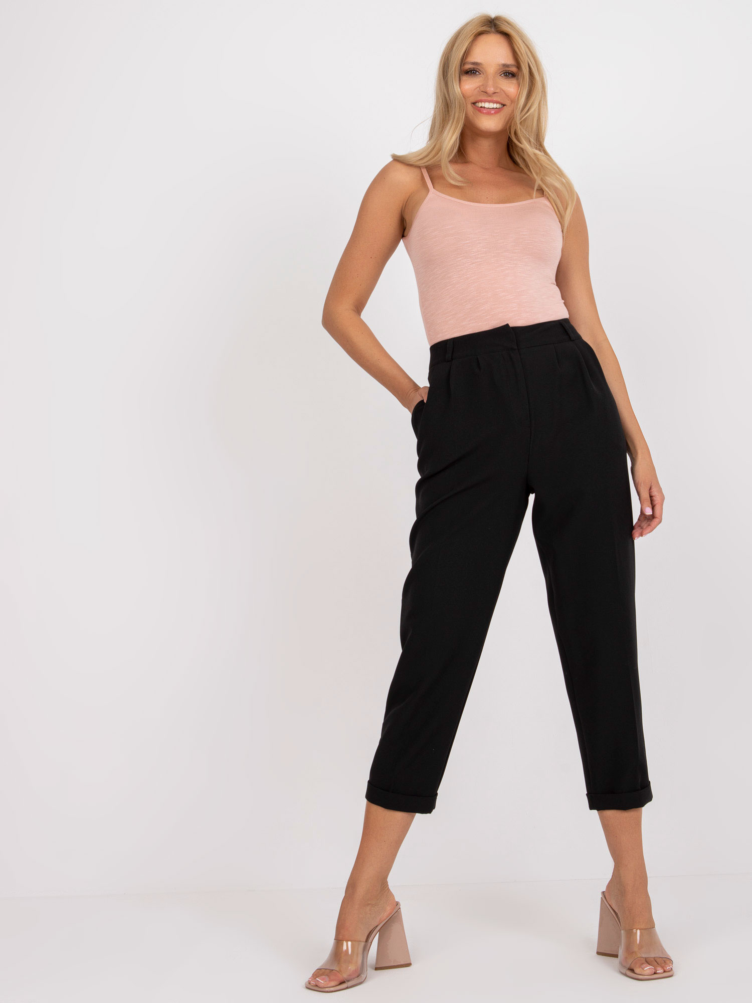 Čierne elegantné nohavice TO-SP-18153.65-black Veľkosť: 36