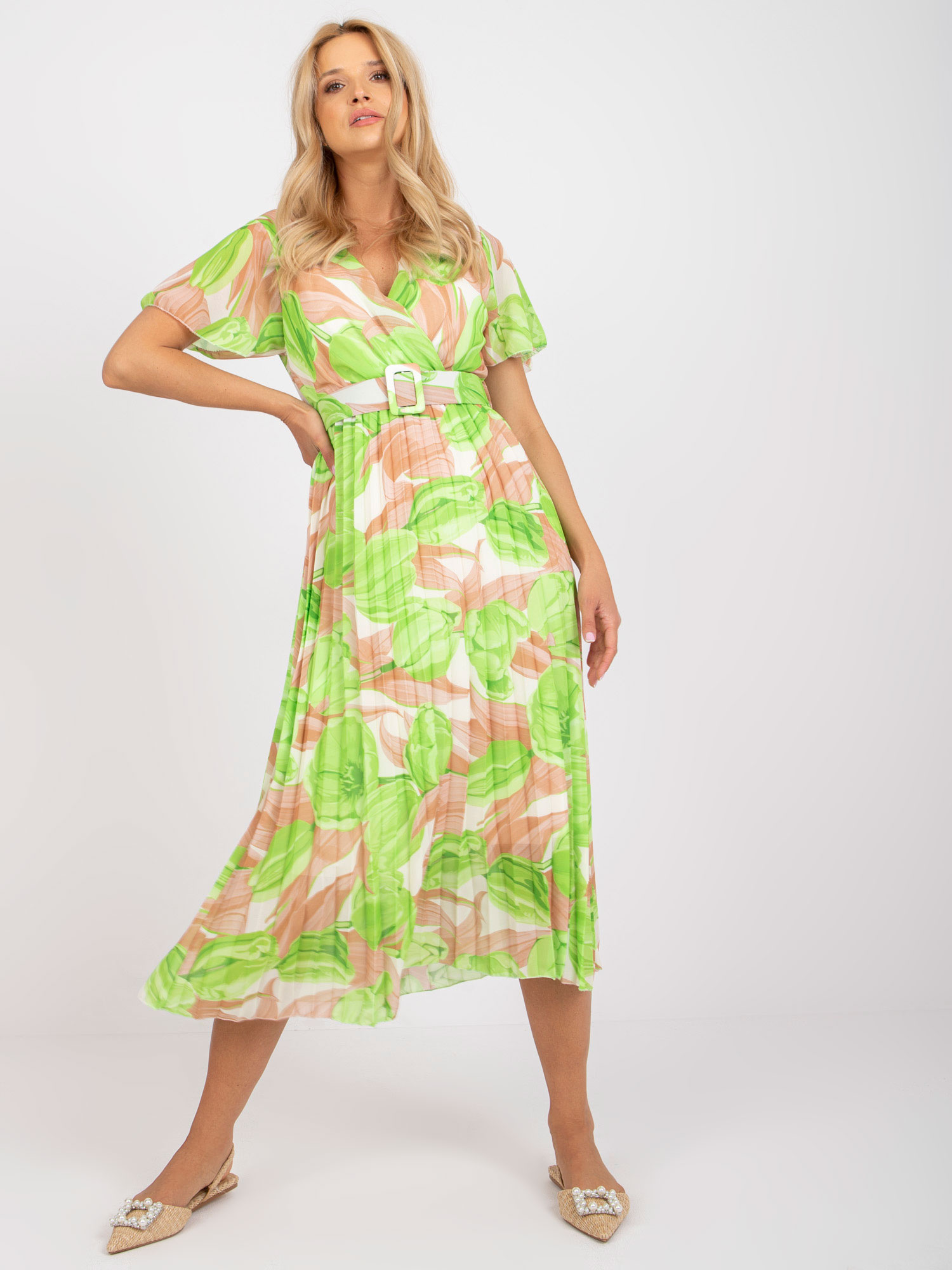 Béžovo-zelené šaty s opaskom a plisovaním -DHJ-SK-11331-2.32-beige-green Veľkosť: ONE SIZE