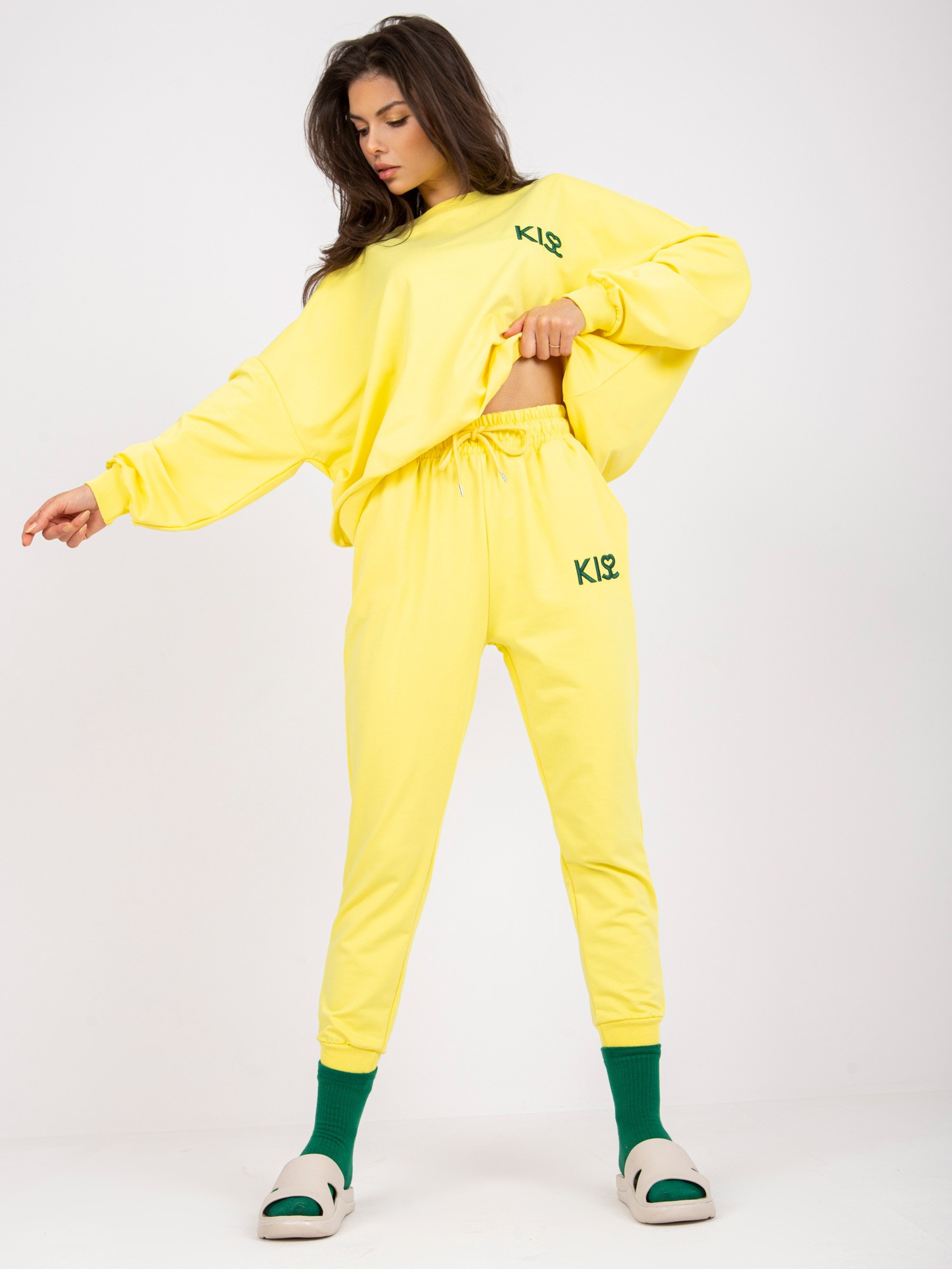 Svetložltá dámska tepláková súprava FA-KMPL-7861.08P-yellow Veľkosť: L/XL