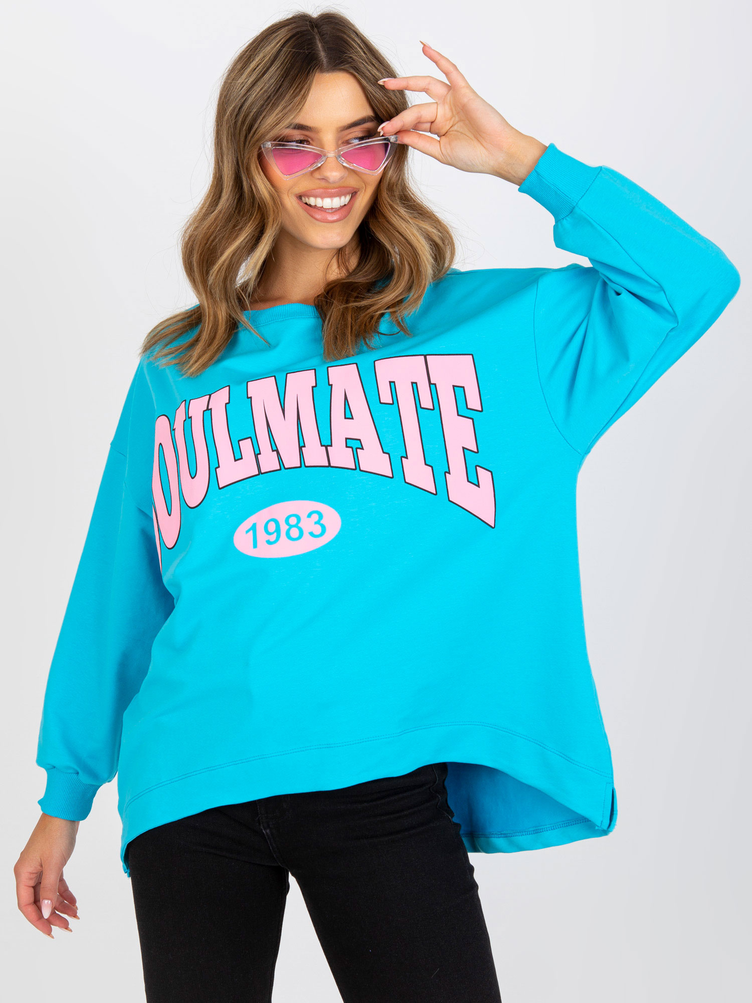 Modrá asymetrická mikina soulmate FA-BL-7821.40P-blue Veľkosť: ONE SIZE