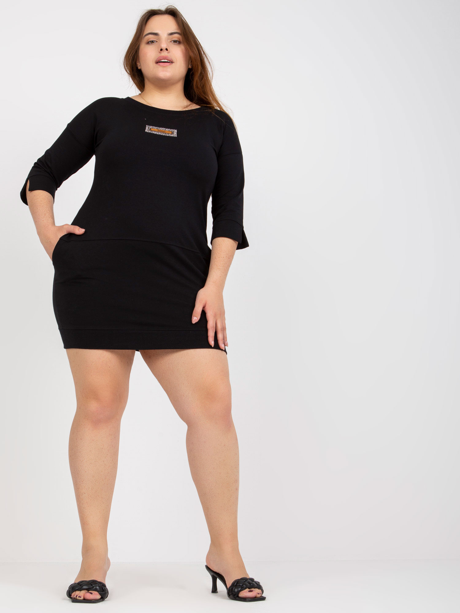Čierne bavlnené mini šaty s trojštvrťovým rukávom RV-SK-7612.75P-black Veľkosť: ONE SIZE